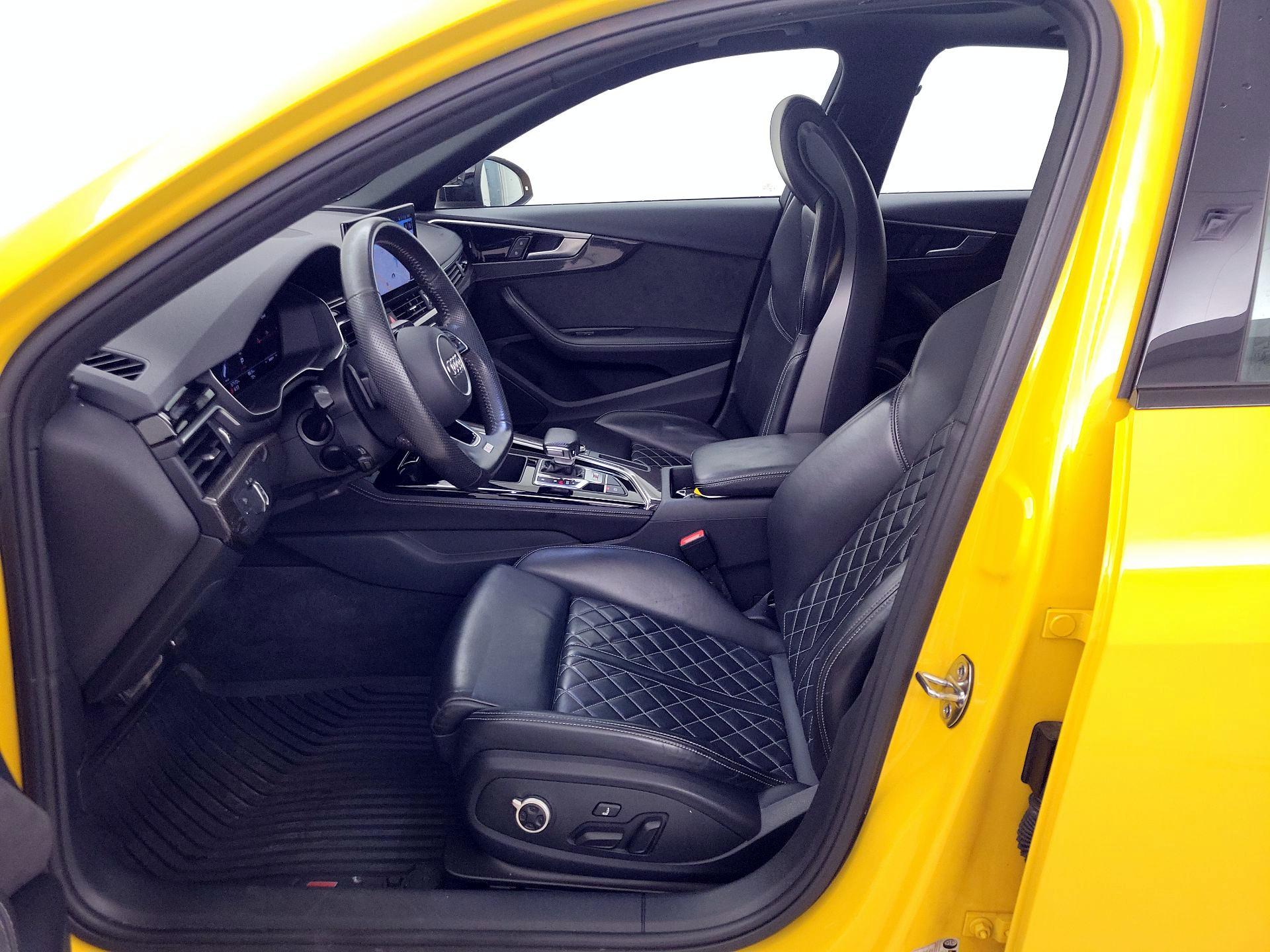 Thumbnail: 2020 Audi S4 - 11