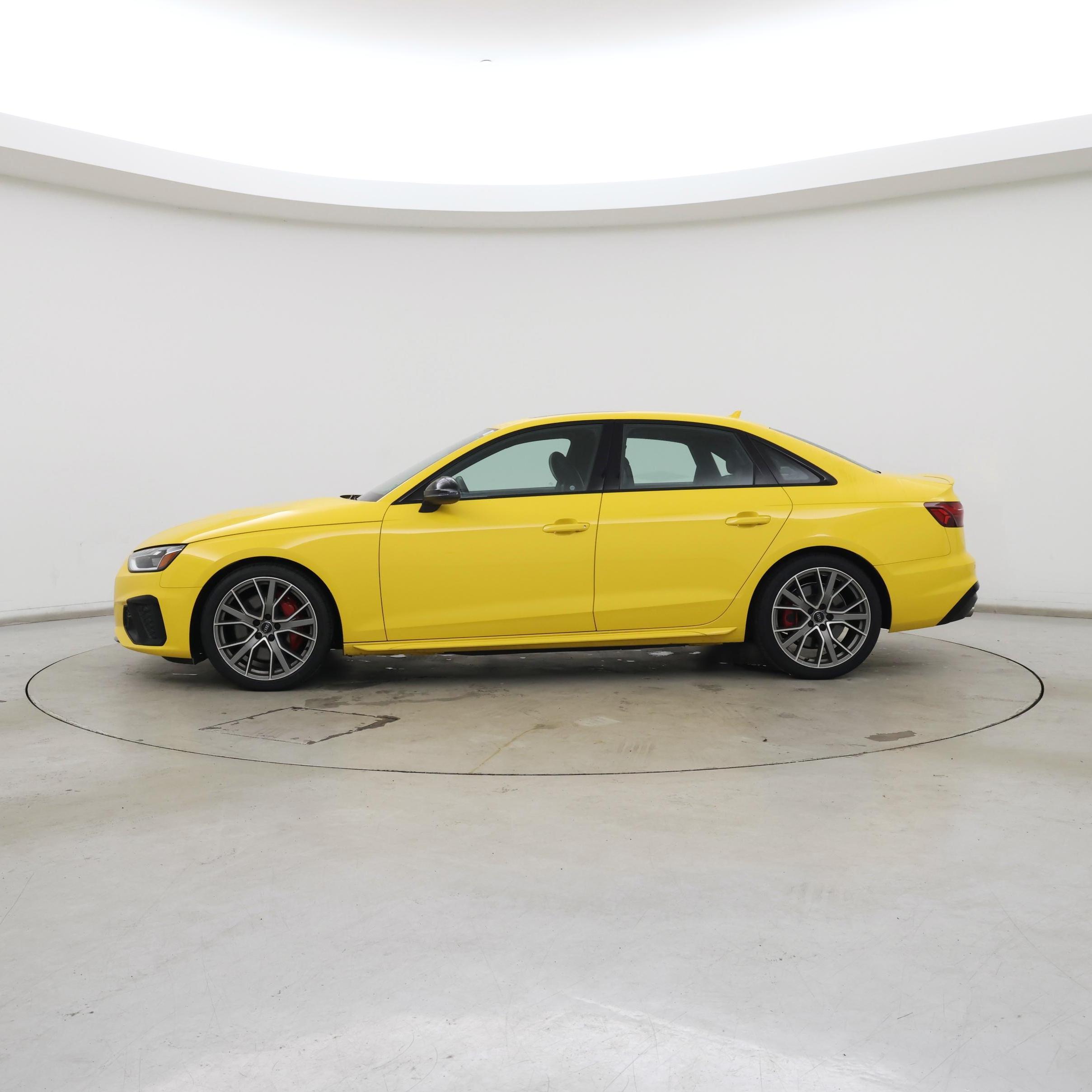 Thumbnail: 2020 Audi S4 - 3
