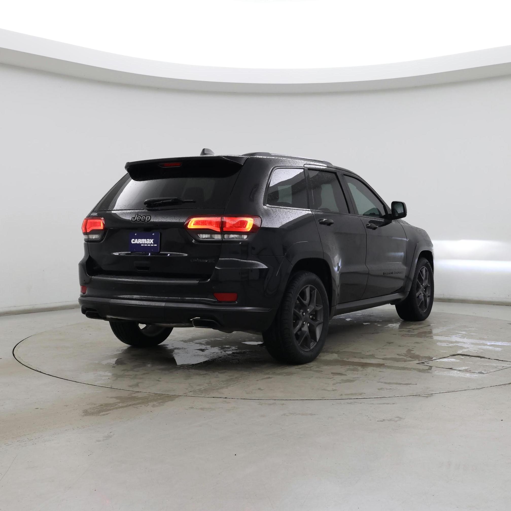 Thumbnail: 2019 Jeep Grand Cherokee - 8