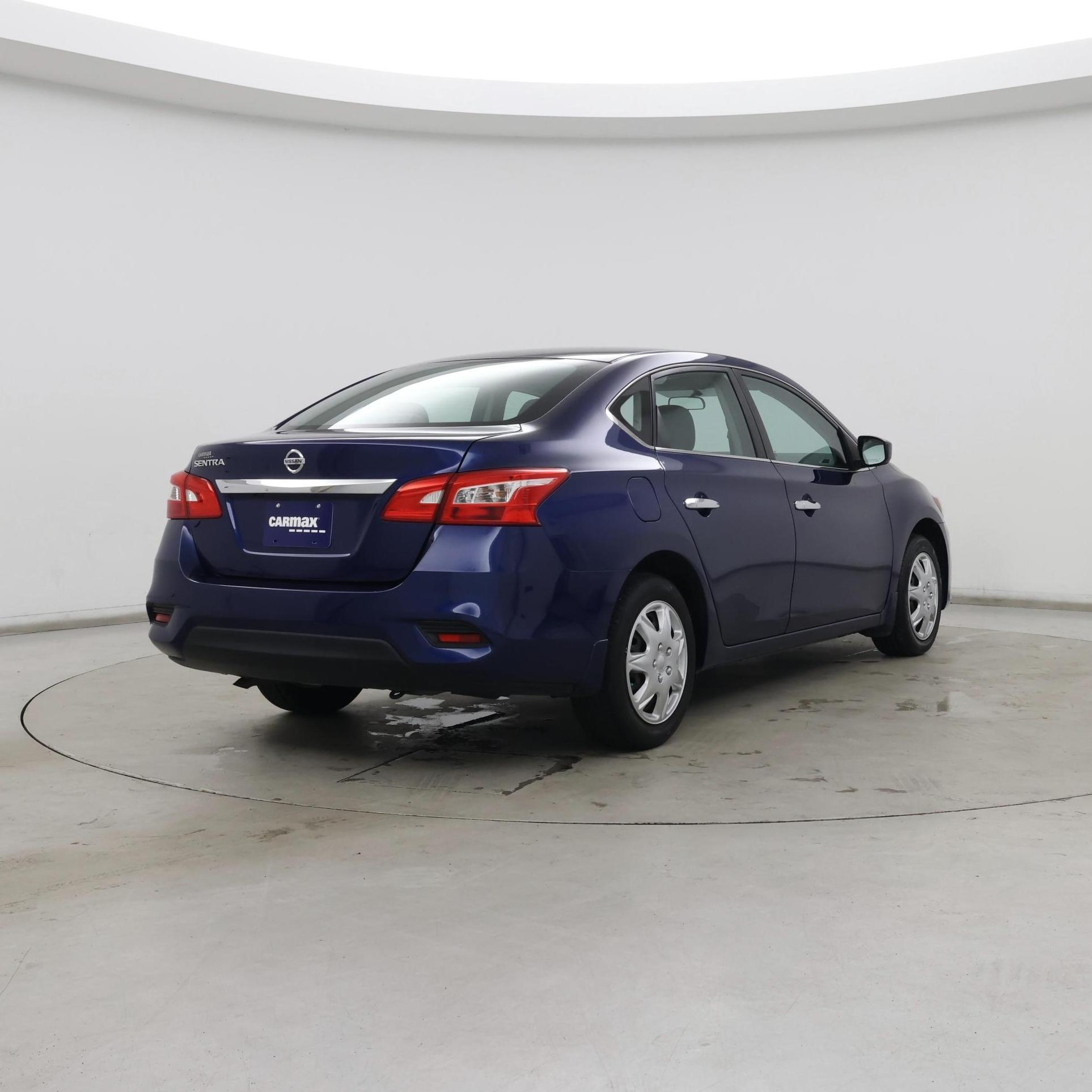 Thumbnail: 2019 Nissan Sentra - 8