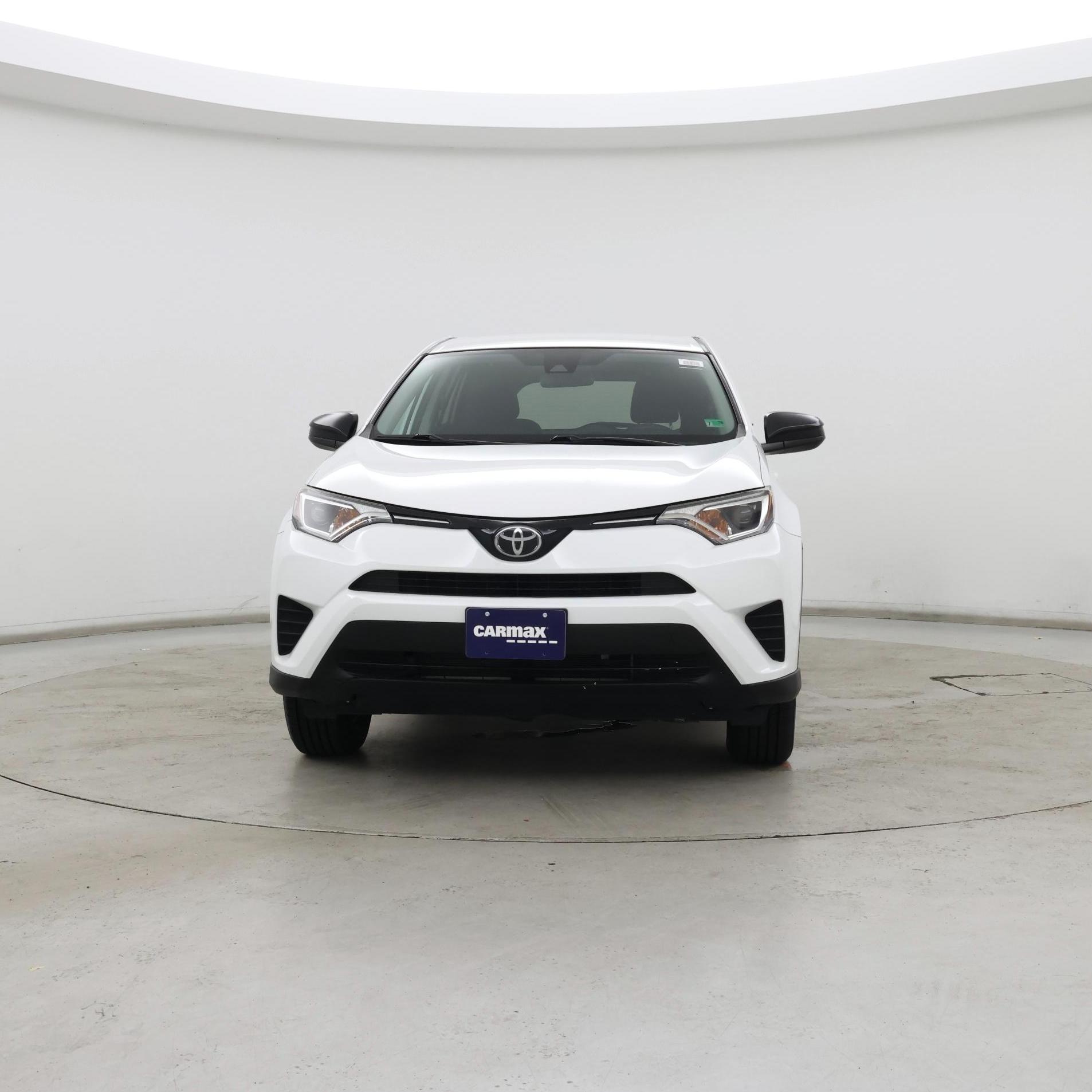Thumbnail: 2018 Toyota RAV4 - 5