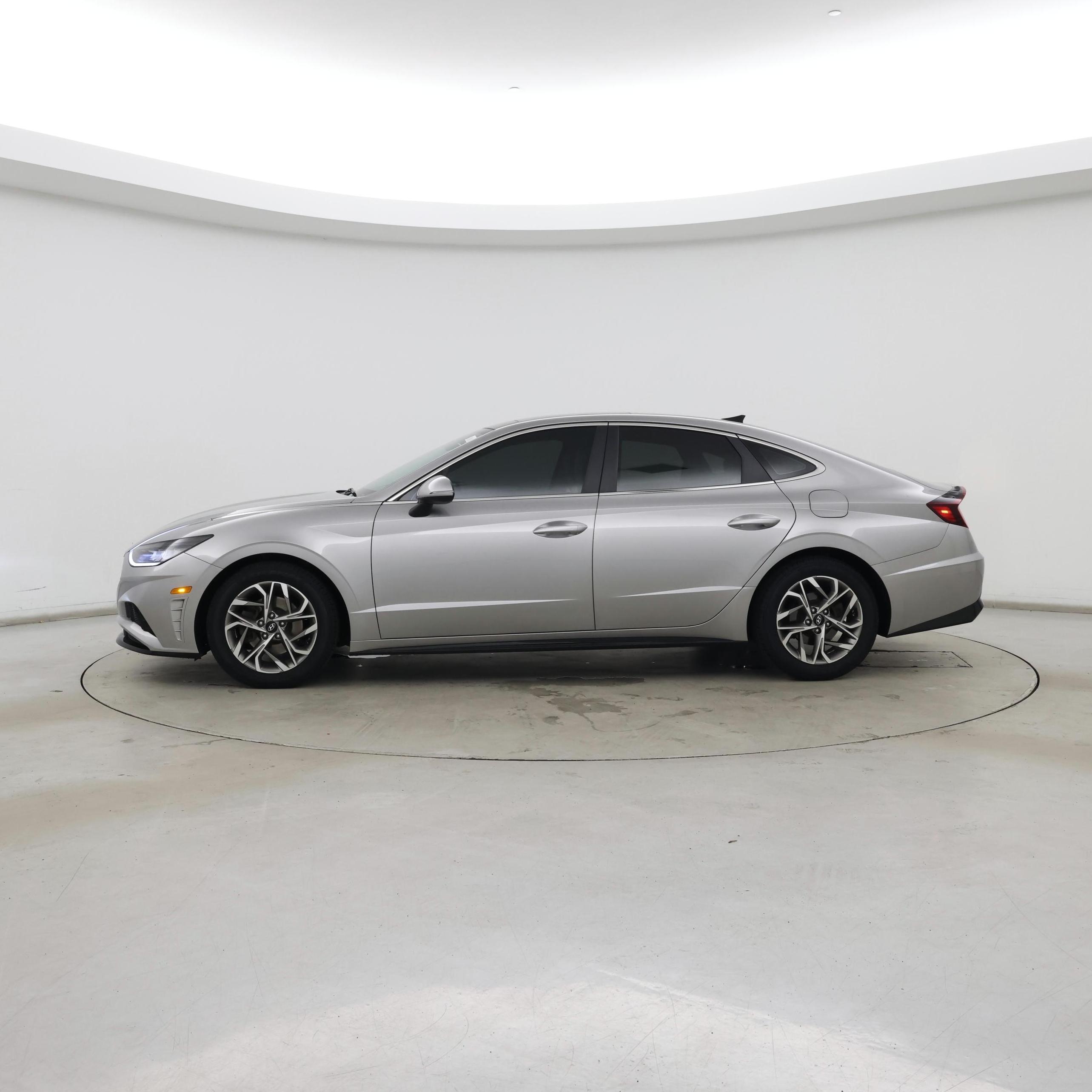 Thumbnail: 2021 Hyundai Sonata - 3