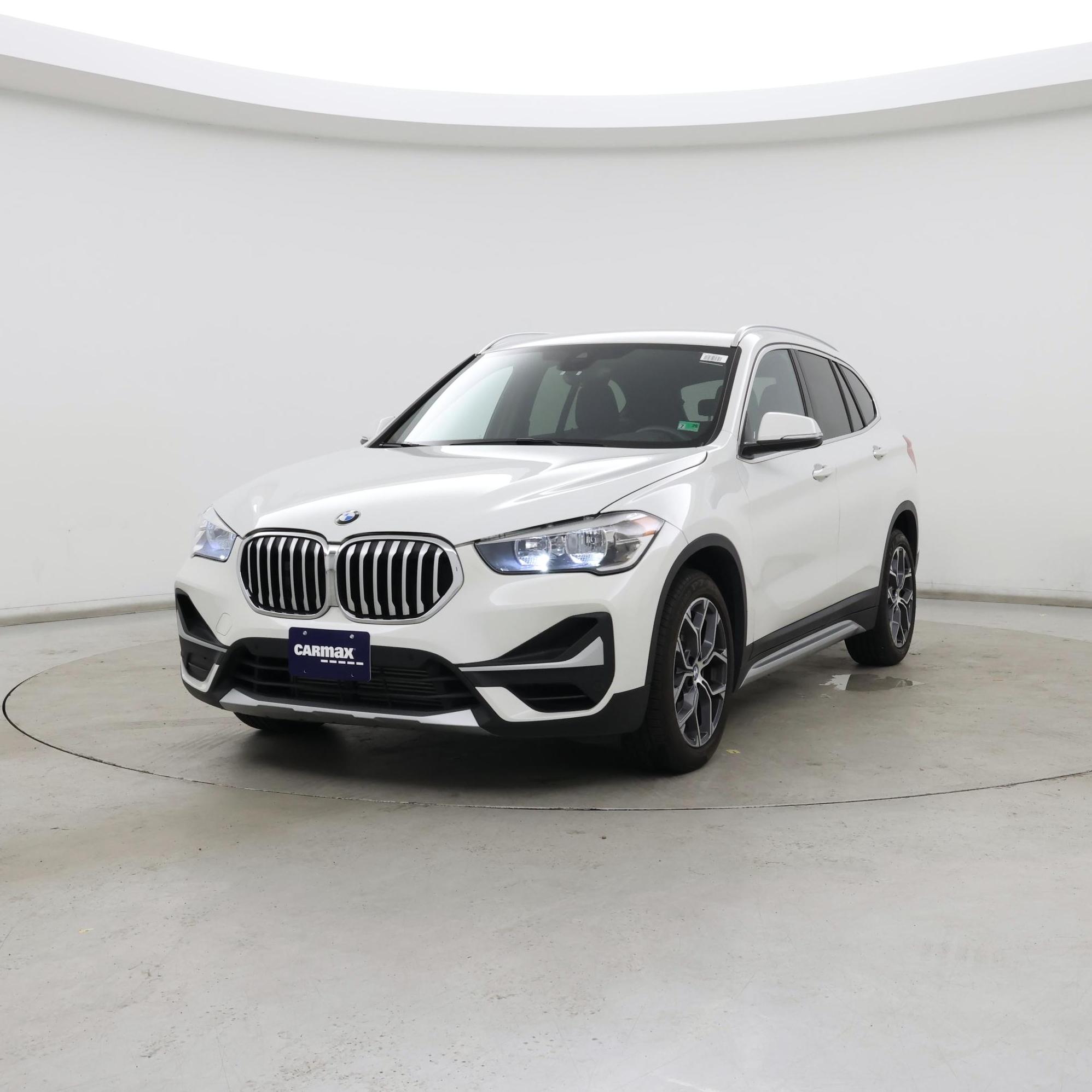 Thumbnail: 2021 BMW X1 - 4