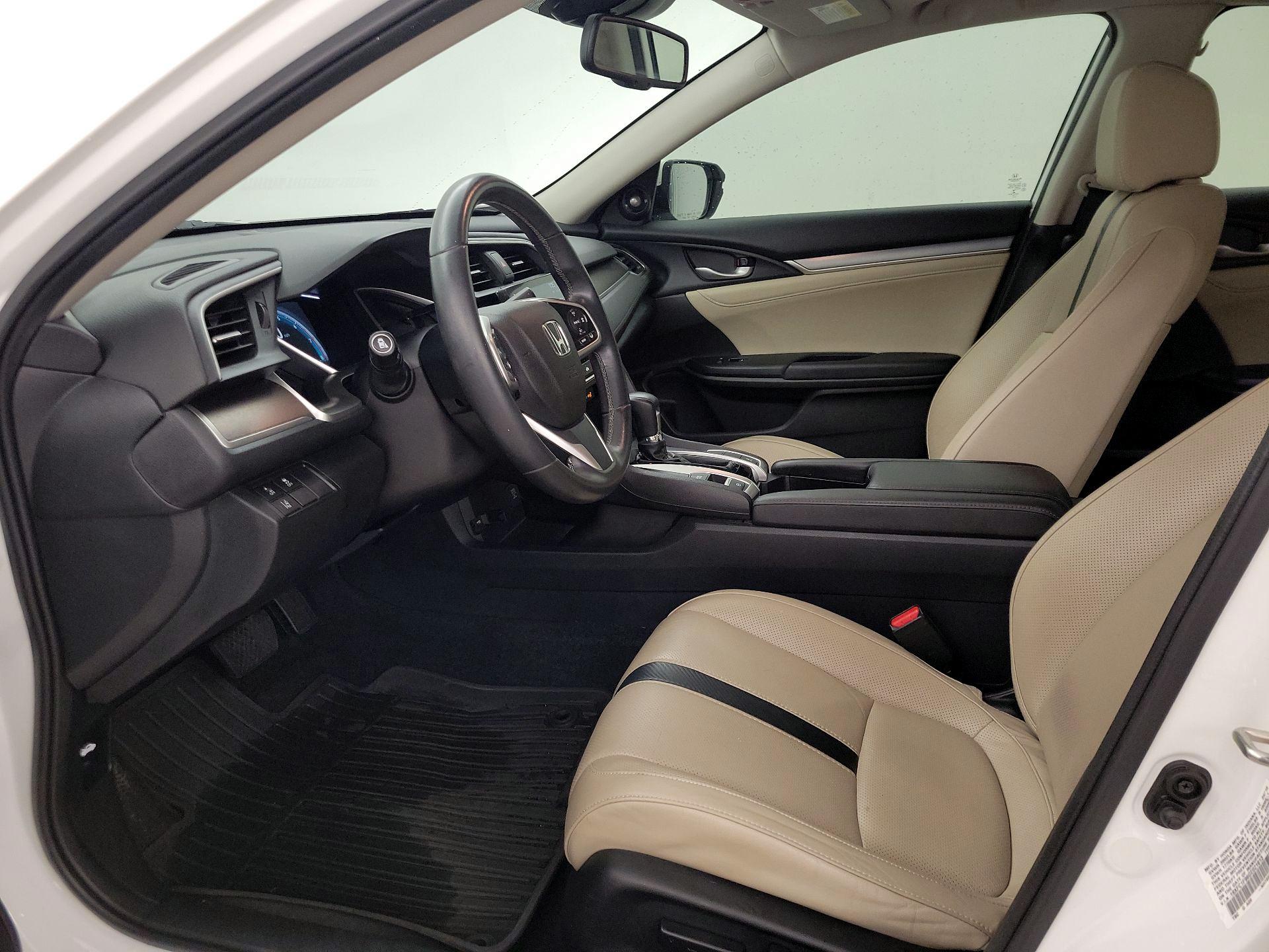 Thumbnail: 2016 Honda Civic - 11