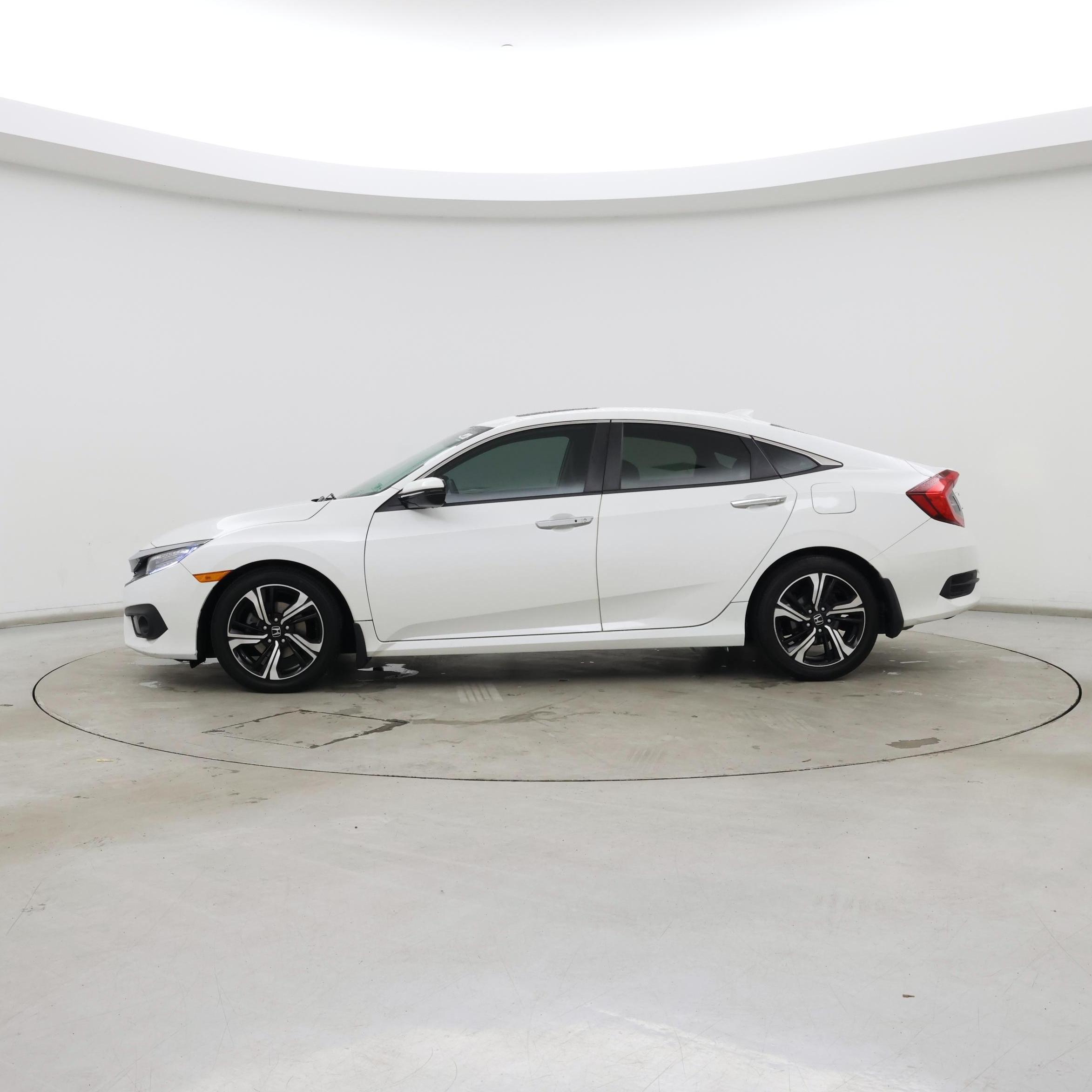 Thumbnail: 2016 Honda Civic - 3