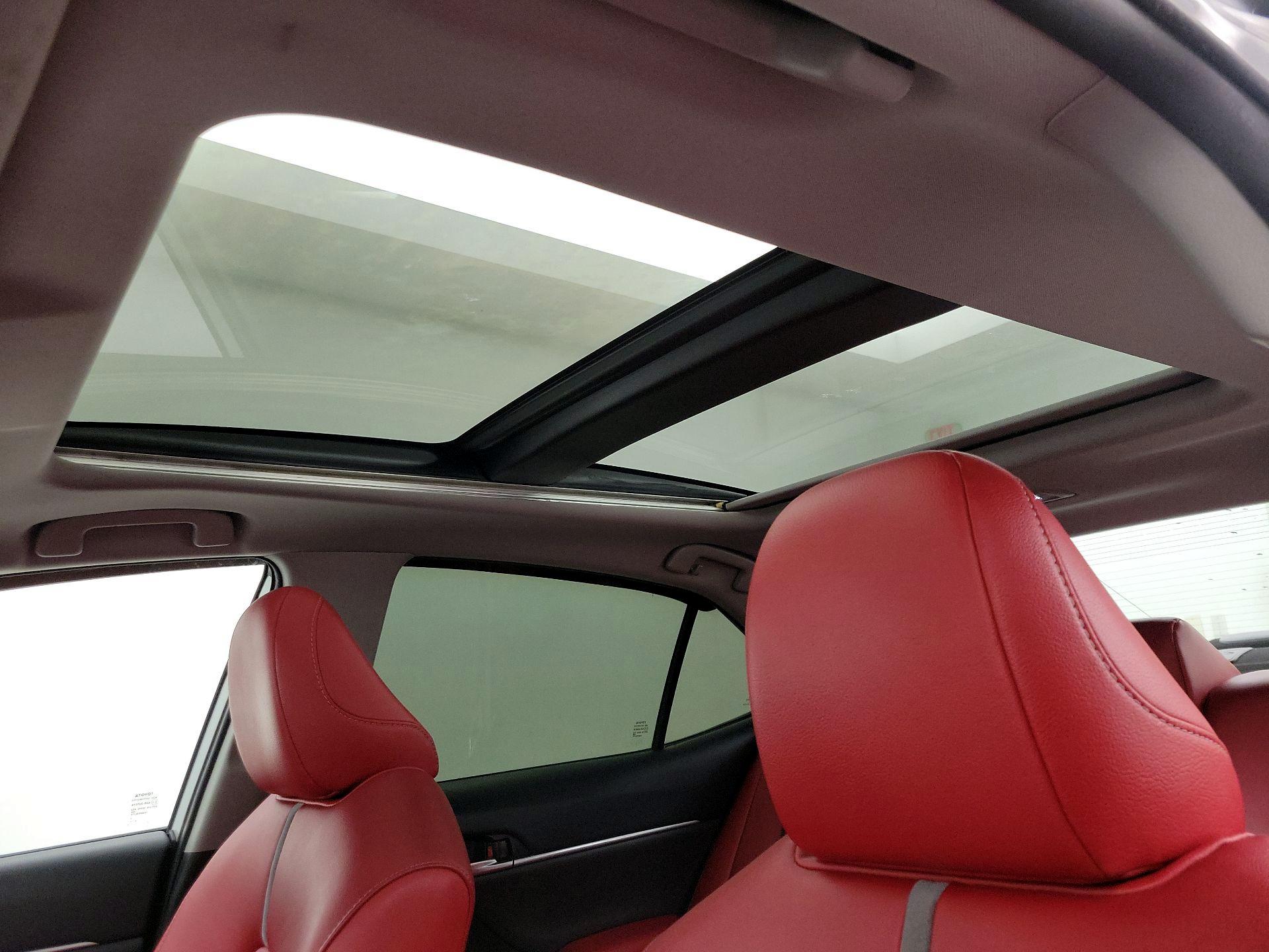 Thumbnail: 2019 Toyota Camry - 19