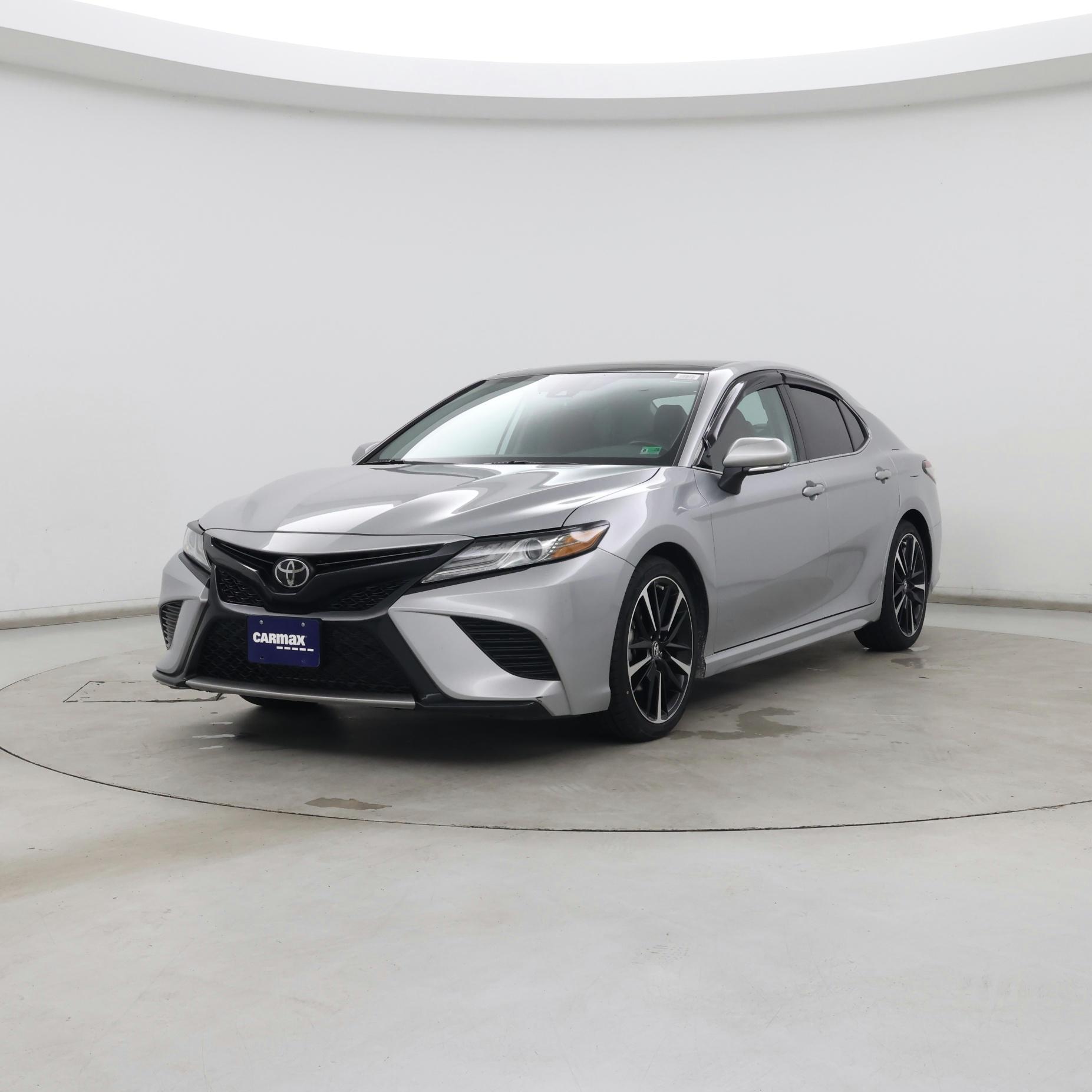 Thumbnail: 2019 Toyota Camry - 4