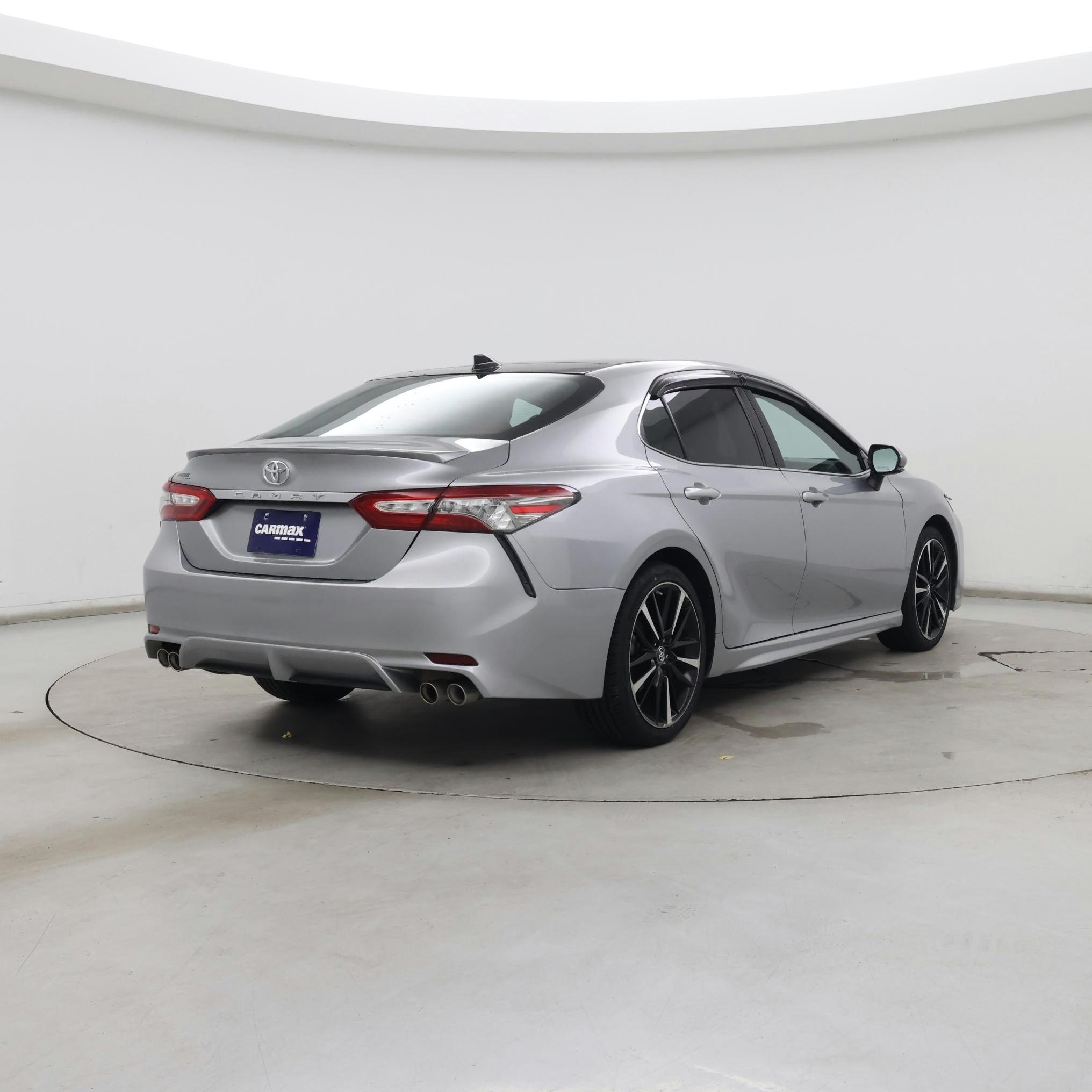 Thumbnail: 2019 Toyota Camry - 8