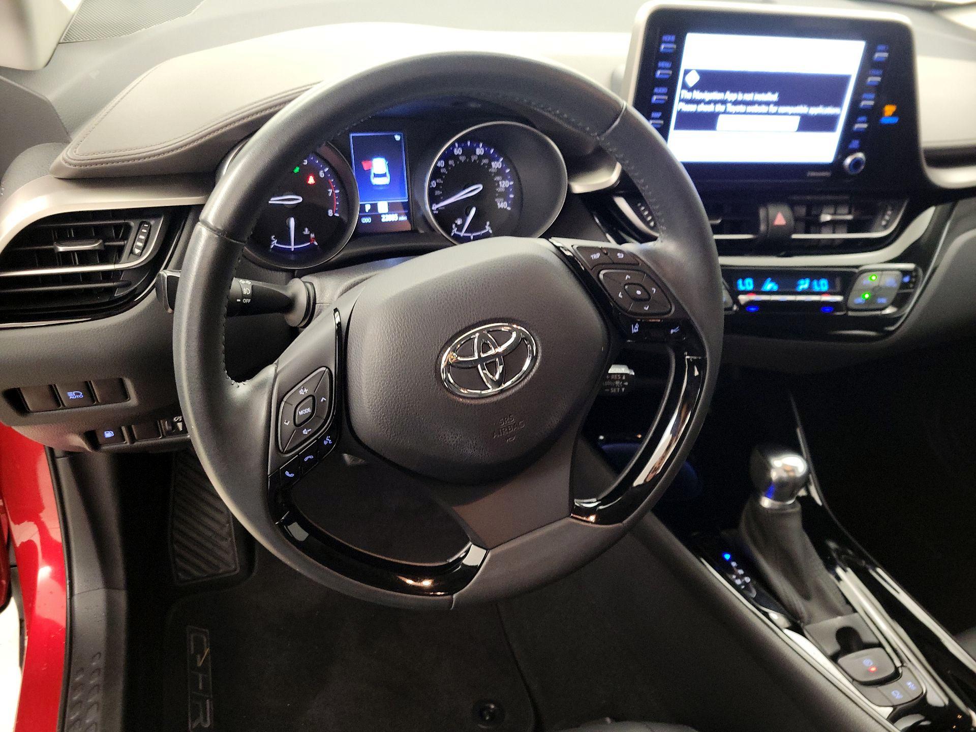 Thumbnail: 2021 Toyota C-HR - 10