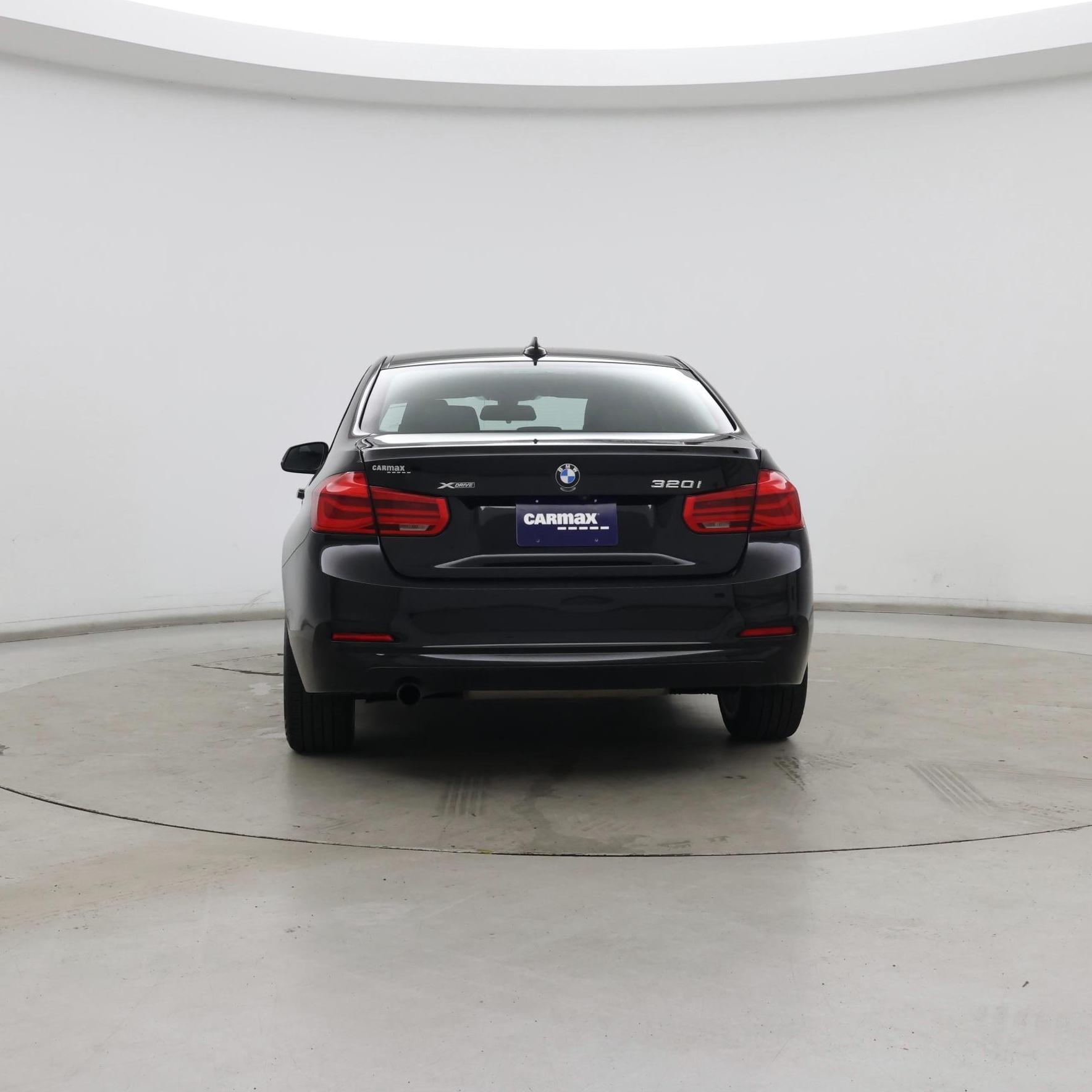 Thumbnail: 2018 BMW 3 Series - 6