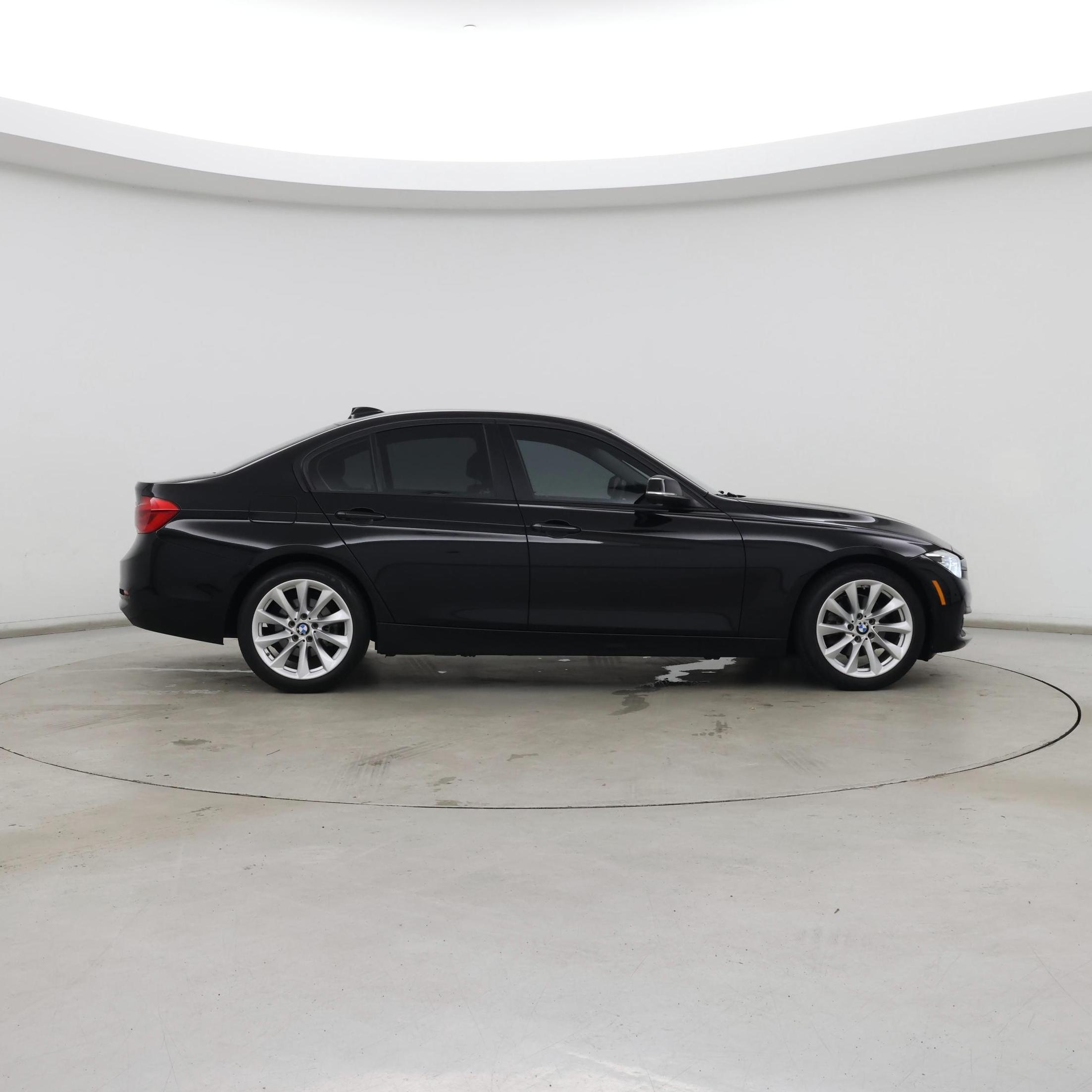 Thumbnail: 2018 BMW 3 Series - 7