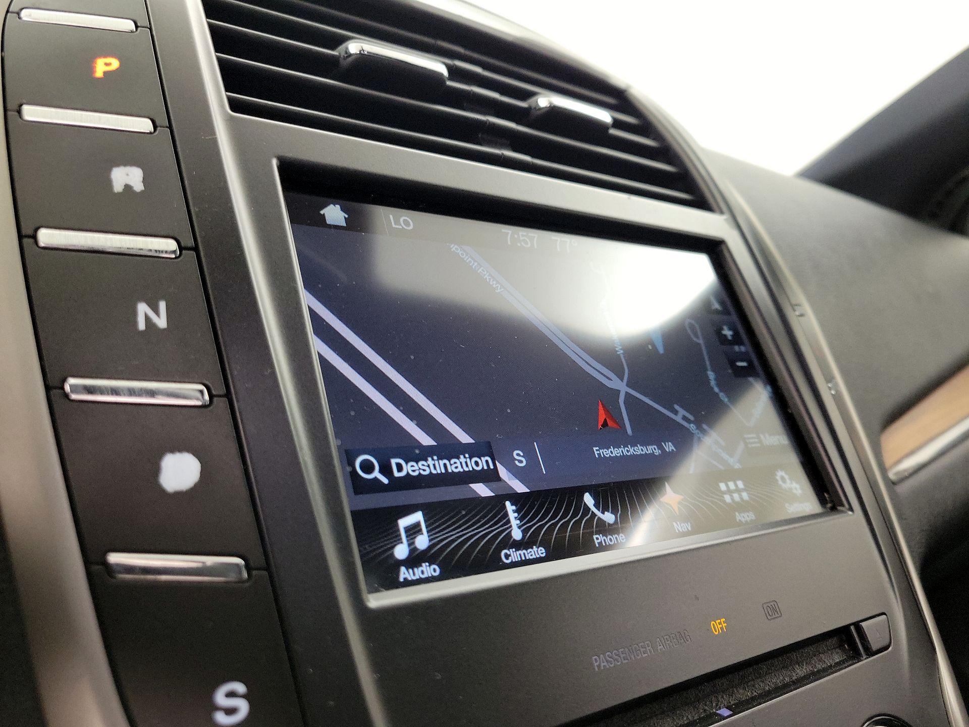 Thumbnail: 2016 Lincoln MKC - 14