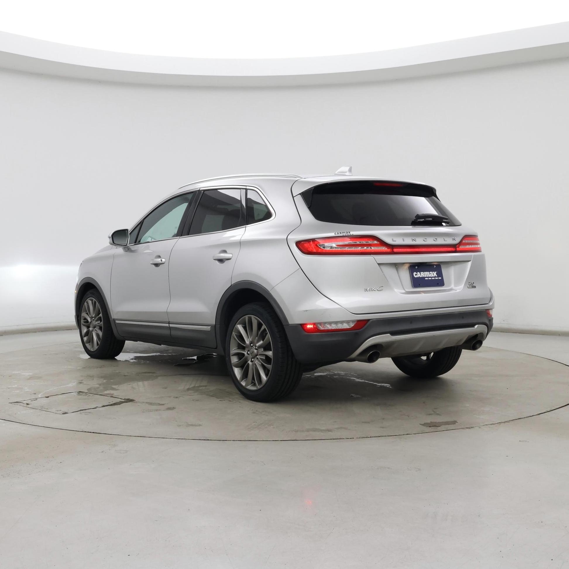 Thumbnail: 2016 Lincoln MKC - 2