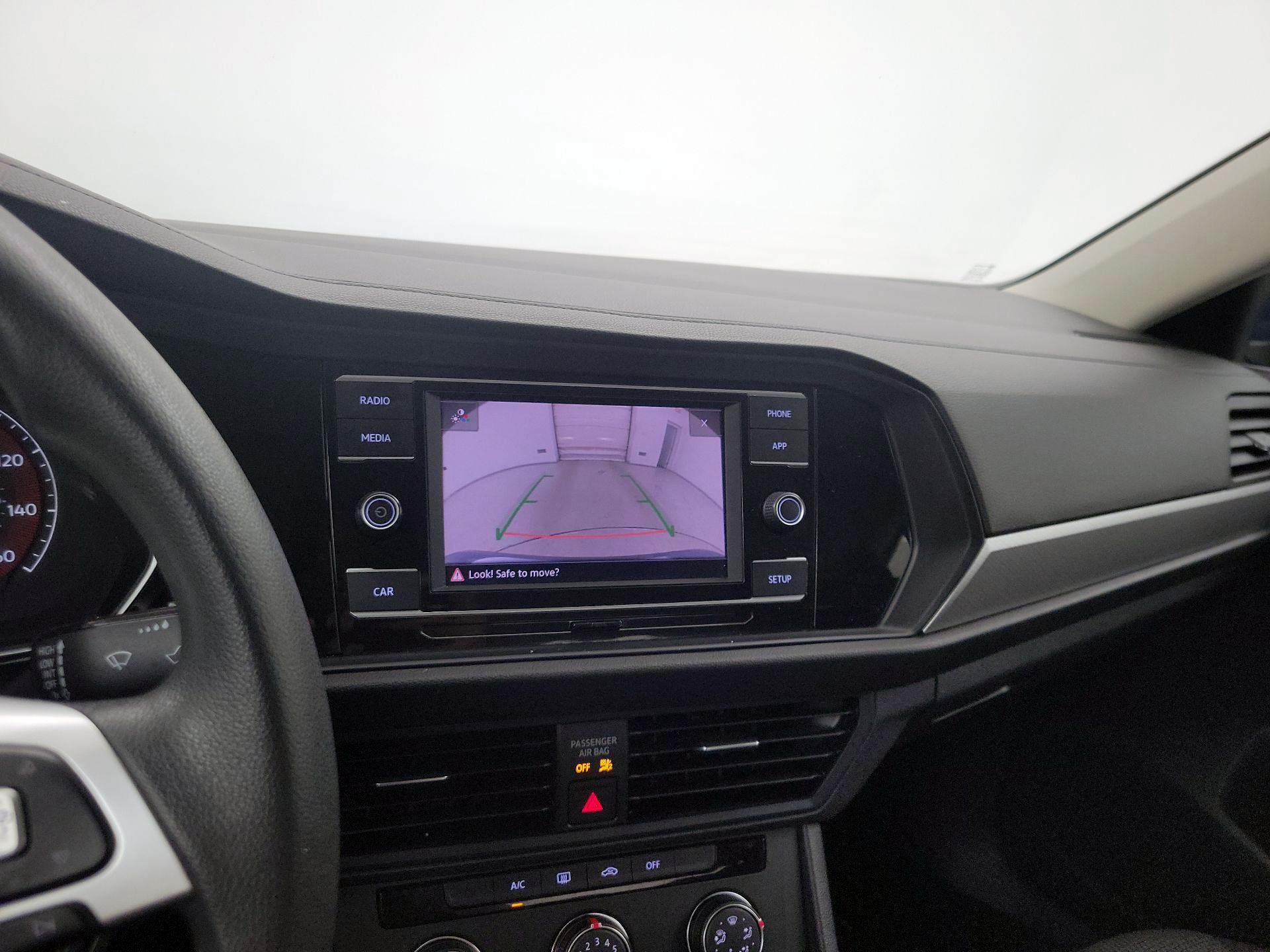 Thumbnail: 2019 Volkswagen Jetta - 14