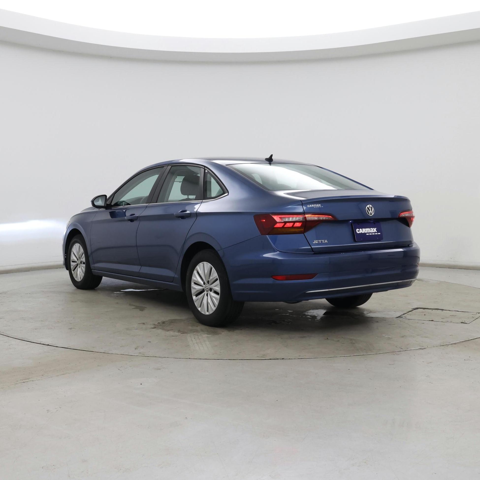 Thumbnail: 2019 Volkswagen Jetta - 2