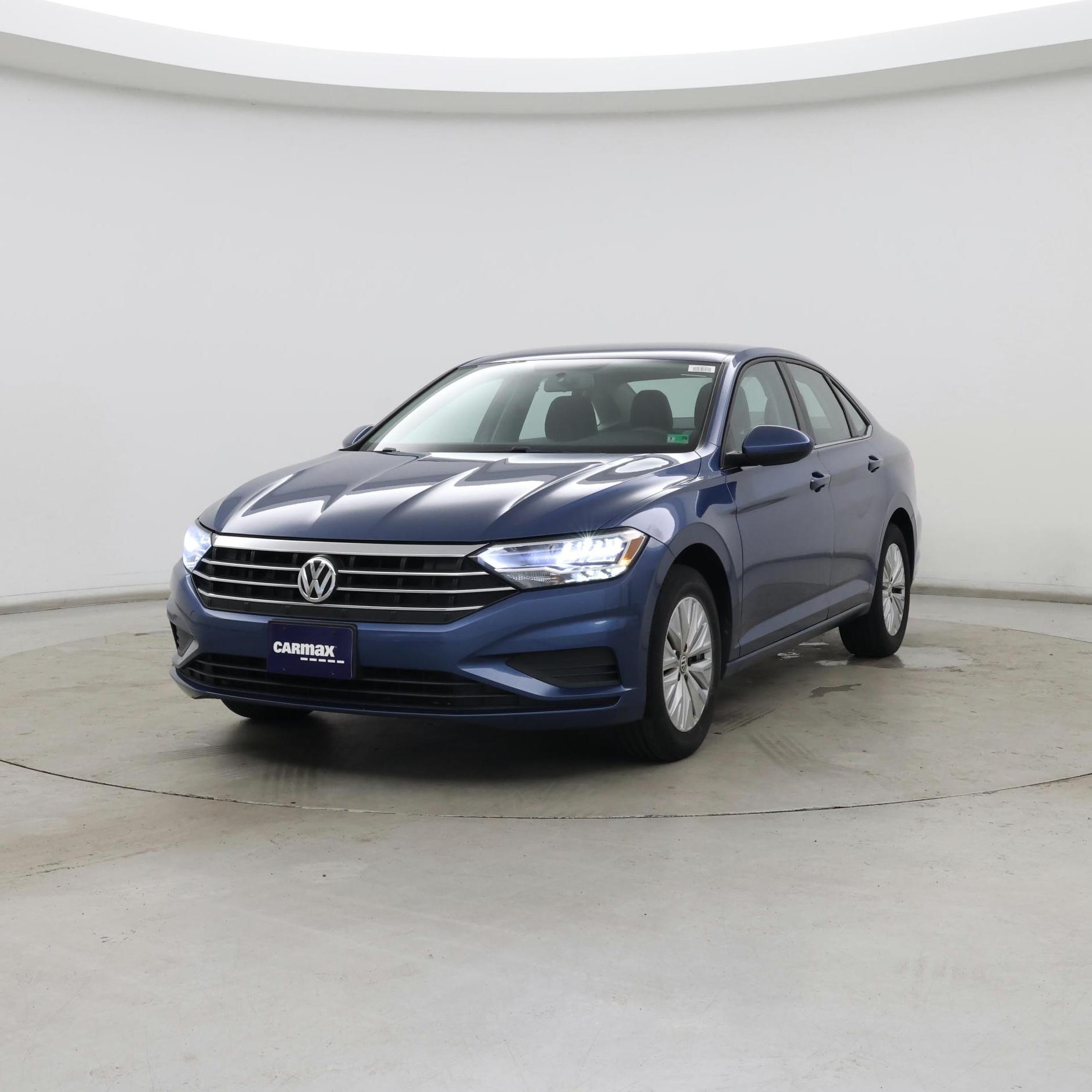 Thumbnail: 2019 Volkswagen Jetta - 4