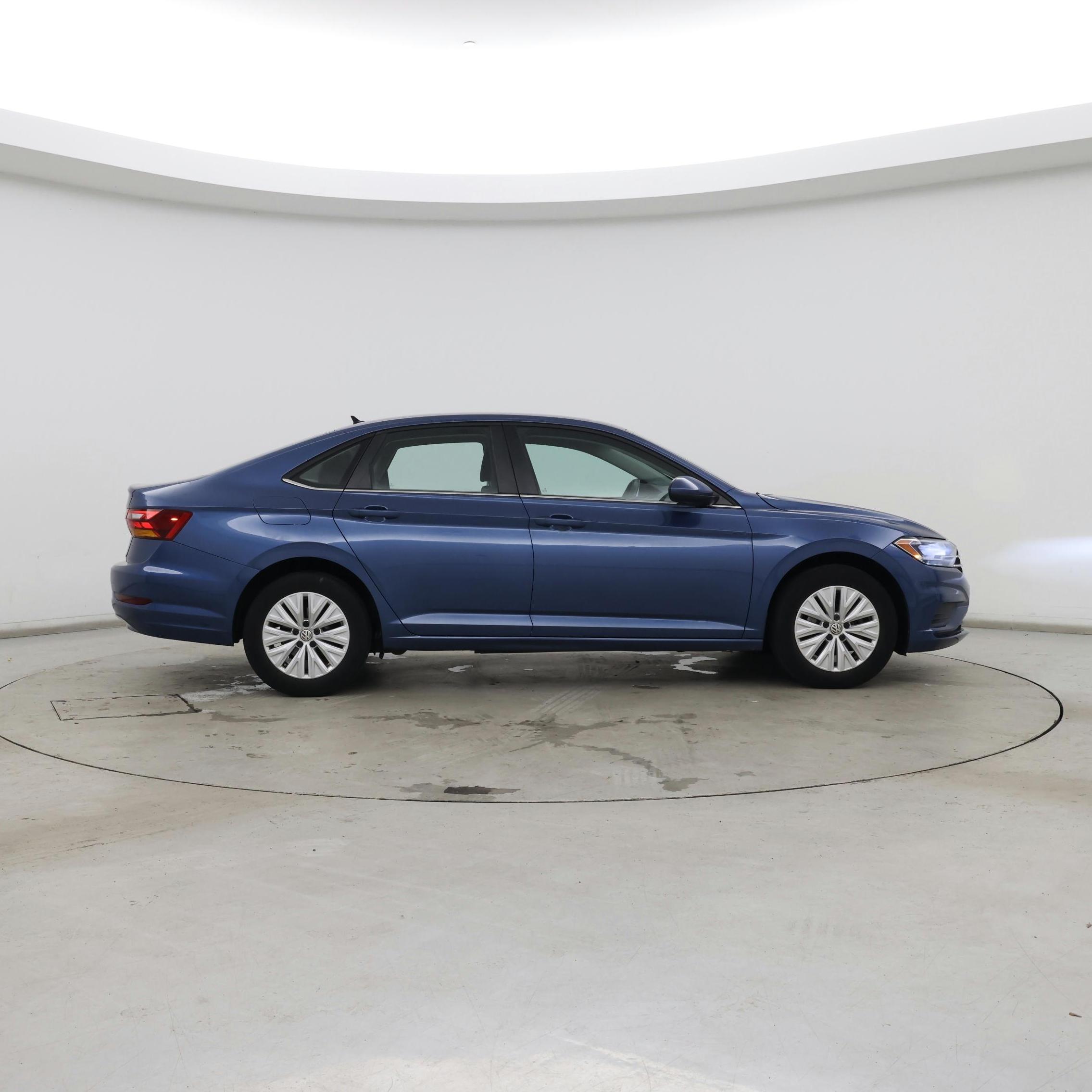 Thumbnail: 2019 Volkswagen Jetta - 7
