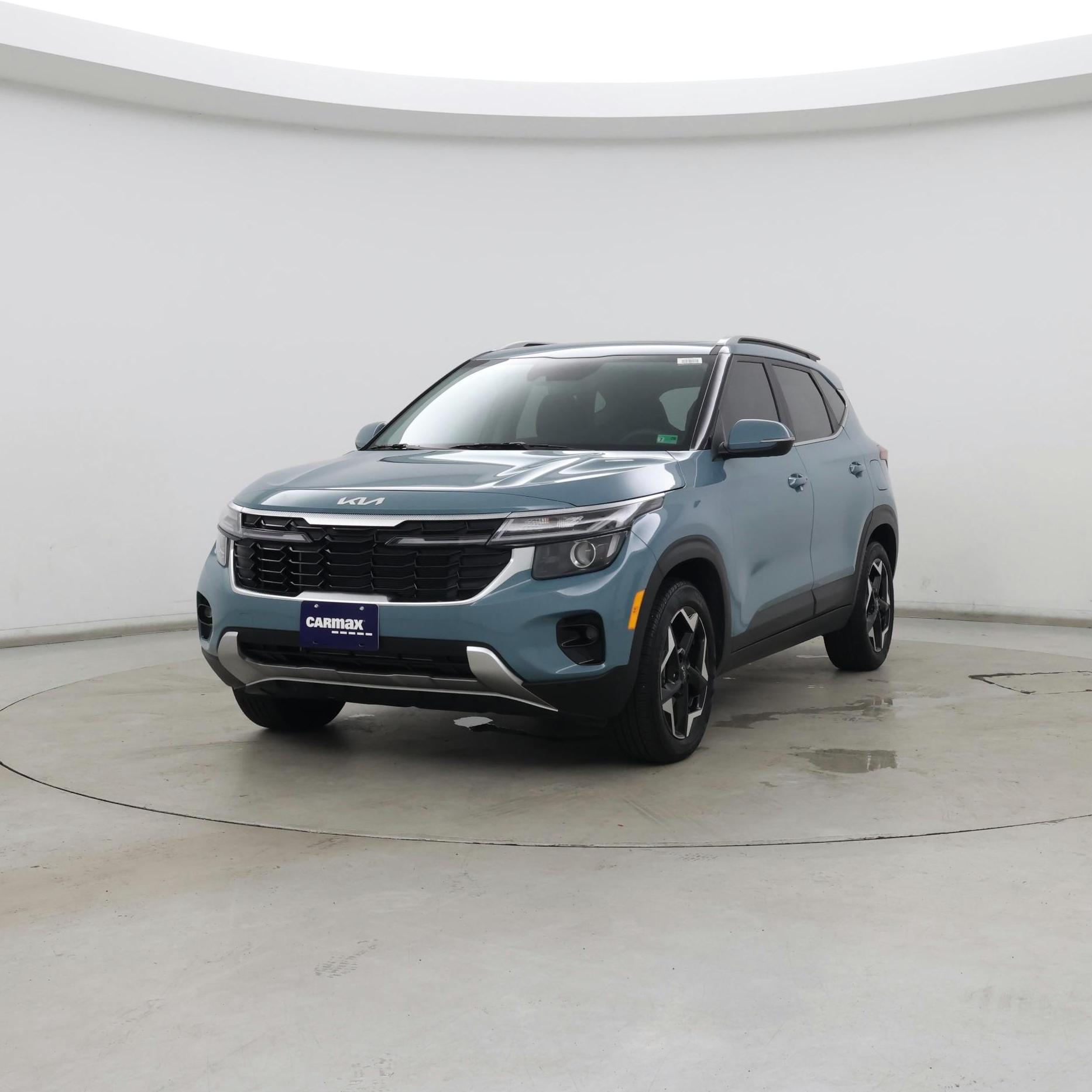 Thumbnail: 2024 Kia Seltos - 4
