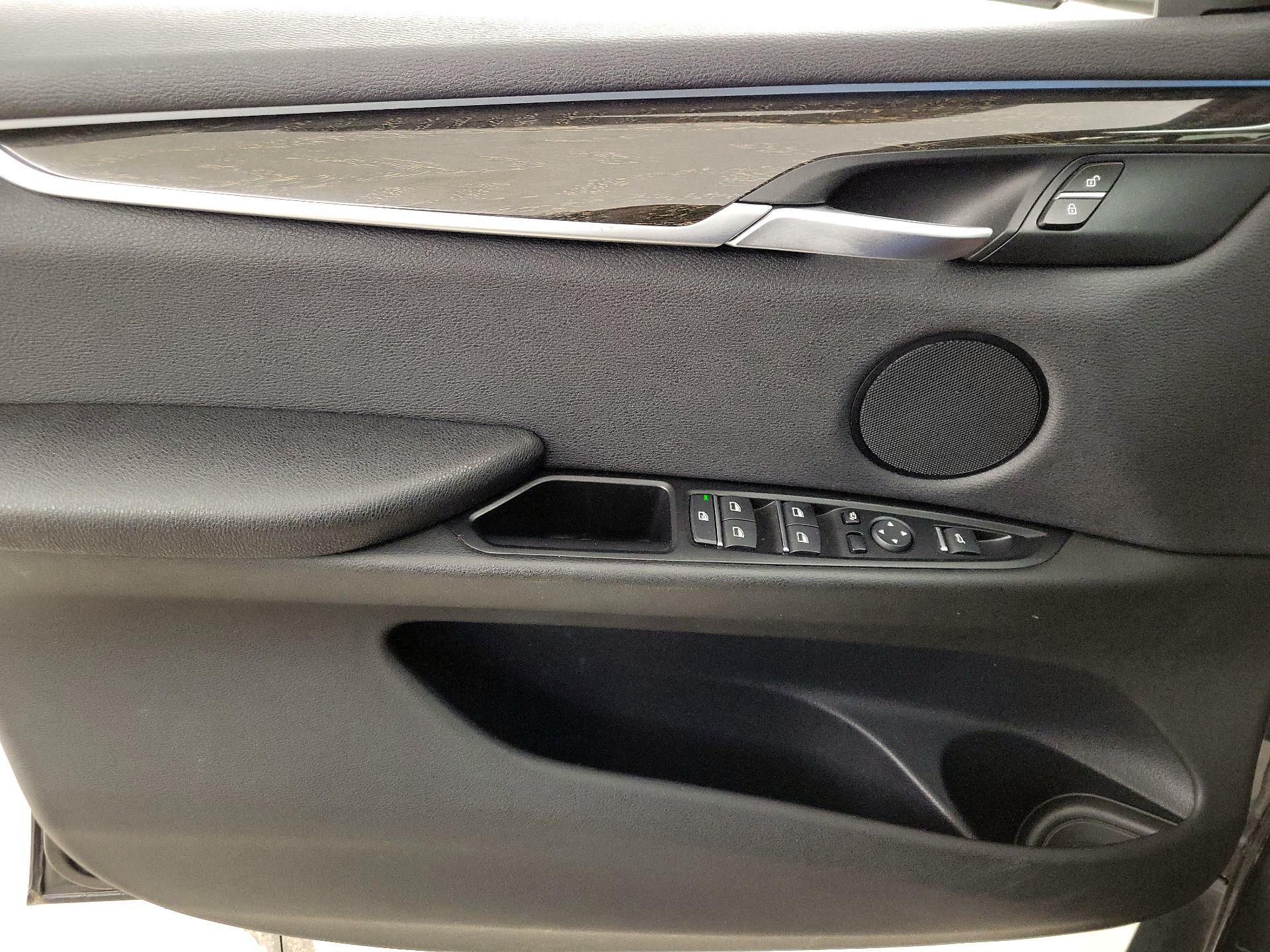 Thumbnail: 2018 BMW X5 - 12