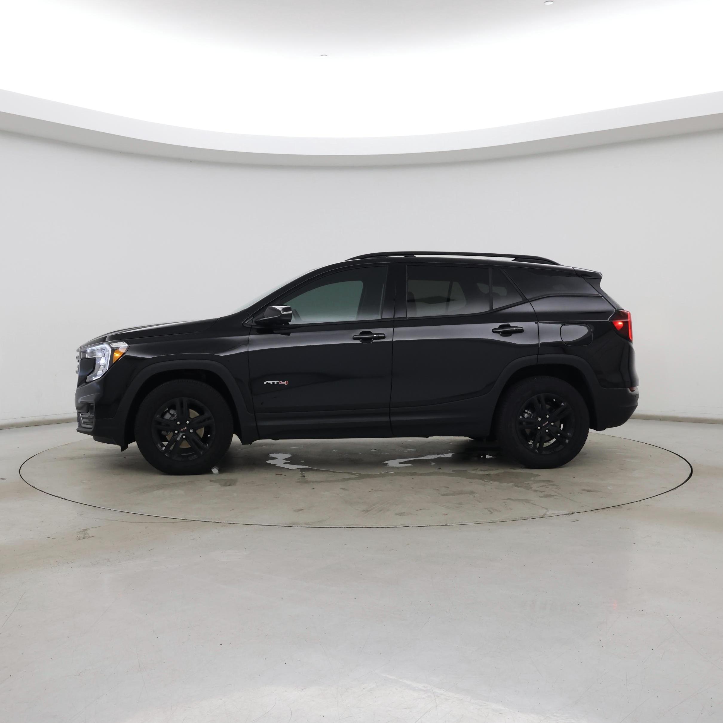 Thumbnail: 2024 GMC Terrain - 3
