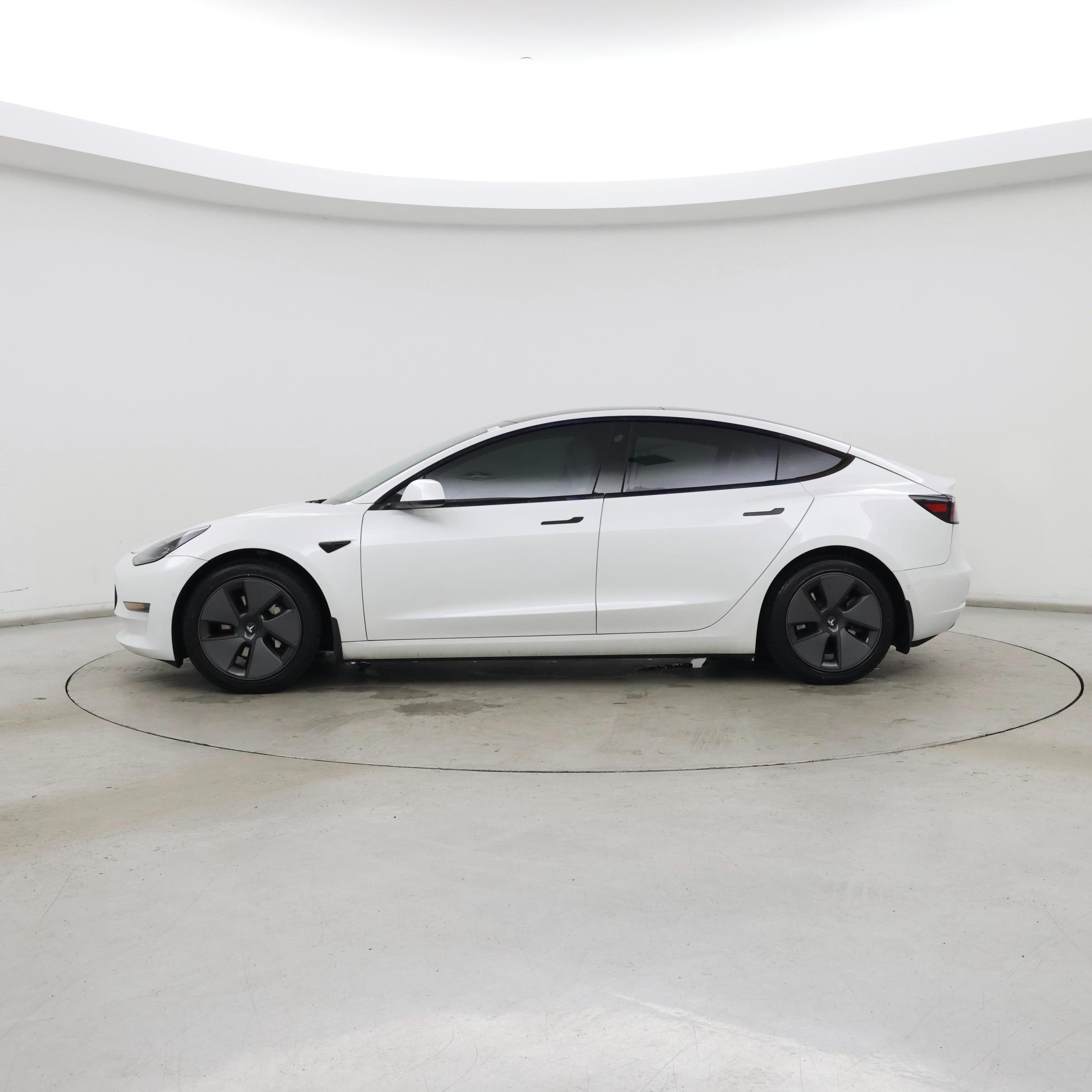 Thumbnail: 2021 Tesla Model 3 - 3