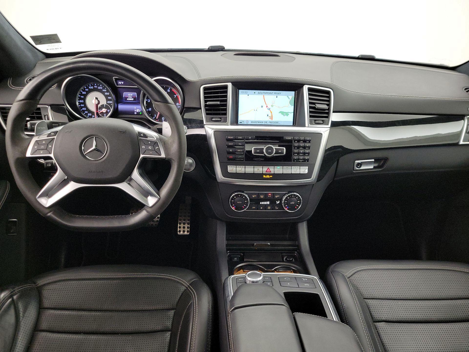 Thumbnail: 2015 Mercedes-Benz M-Class - 9