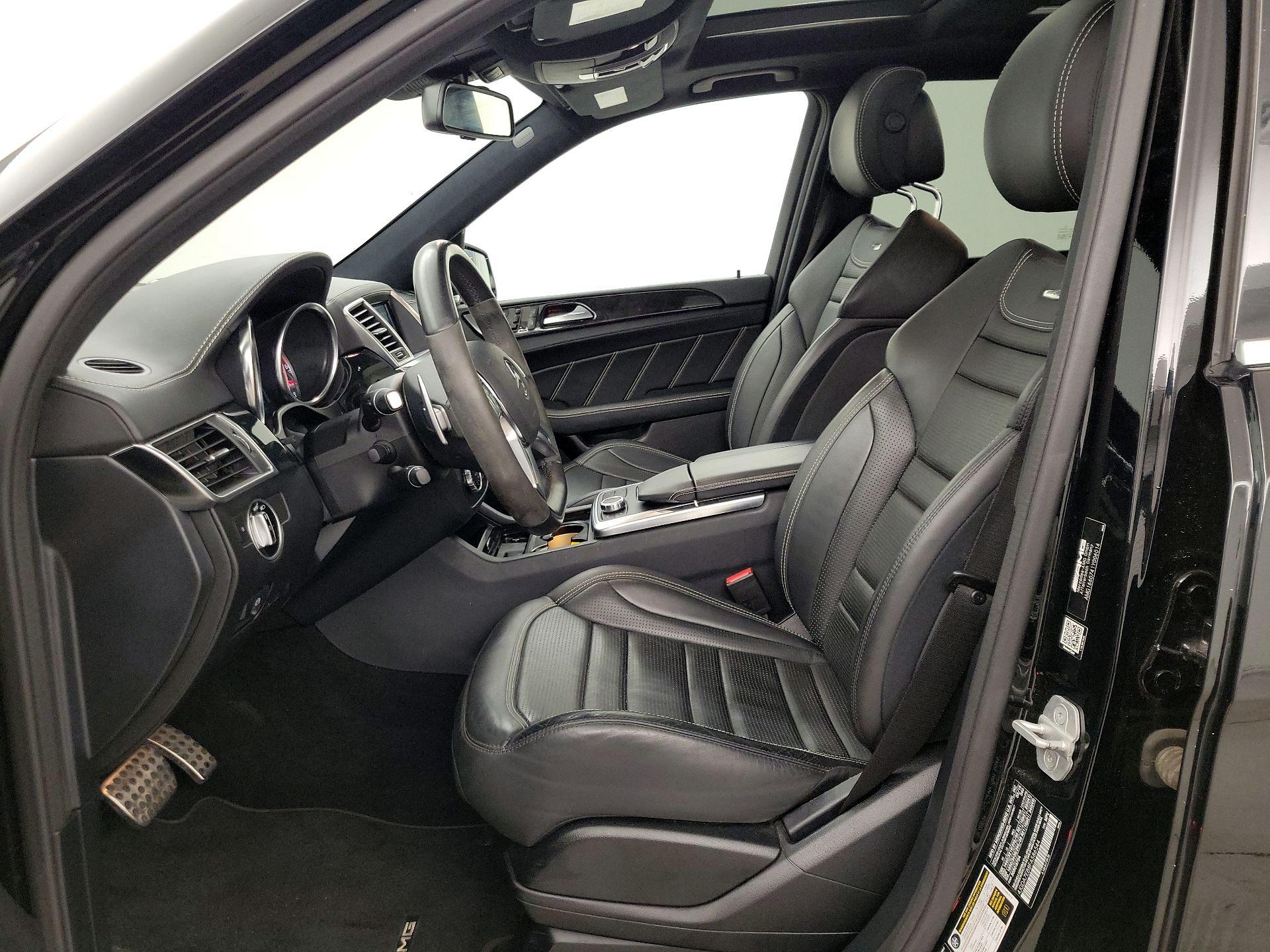 Thumbnail: 2015 Mercedes-Benz M-Class - 11