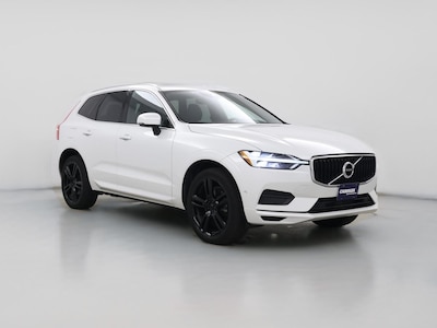 White 2018 Volvo XC60 T6 Momentum