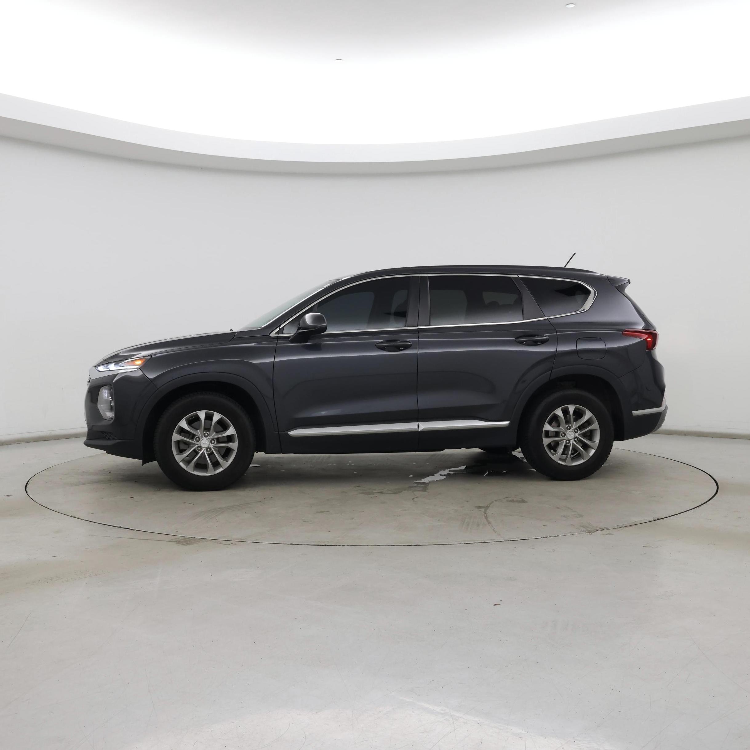 Thumbnail: 2020 Hyundai Santa Fe - 3