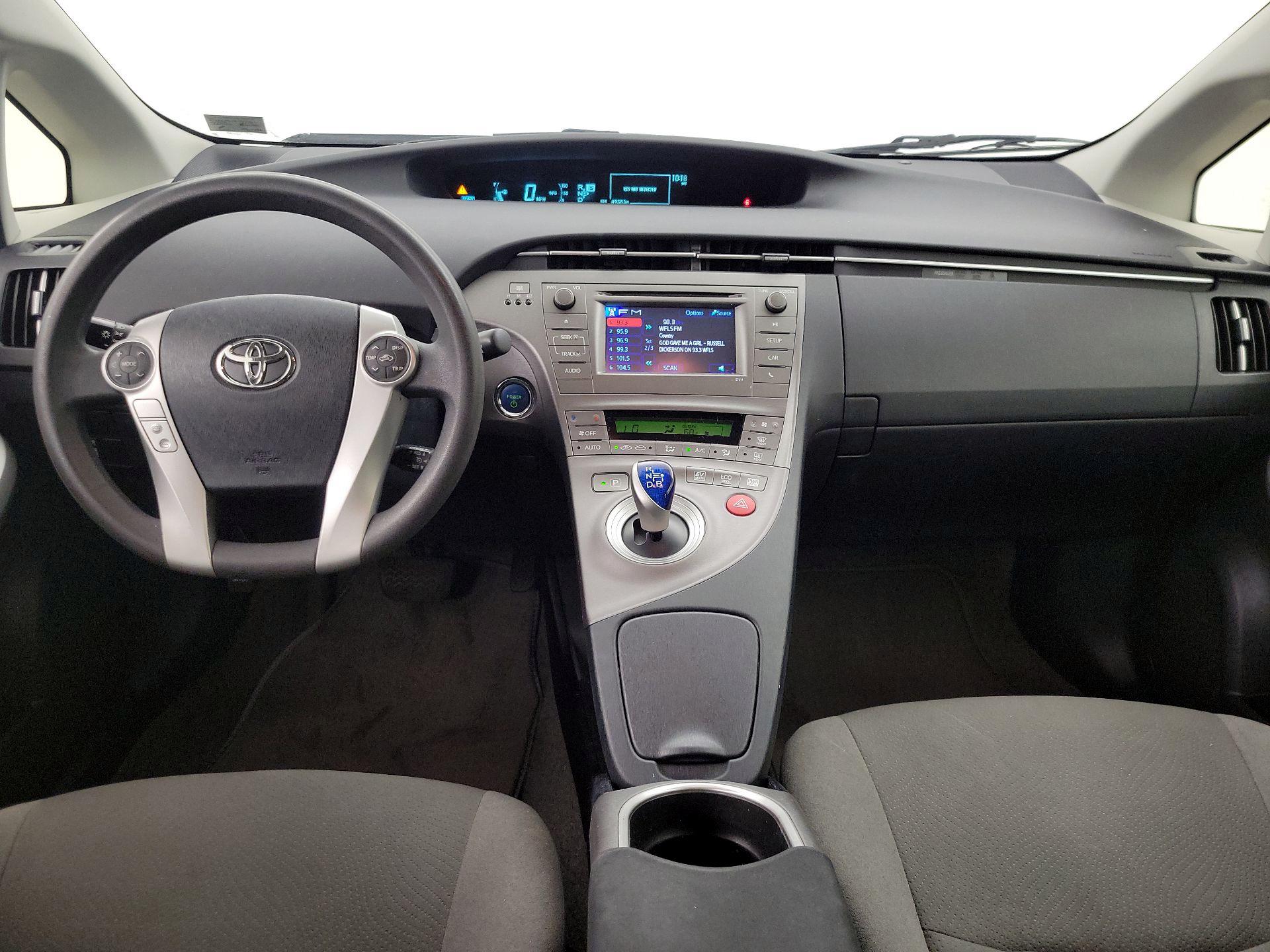 Thumbnail: 2014 Toyota Prius - 9
