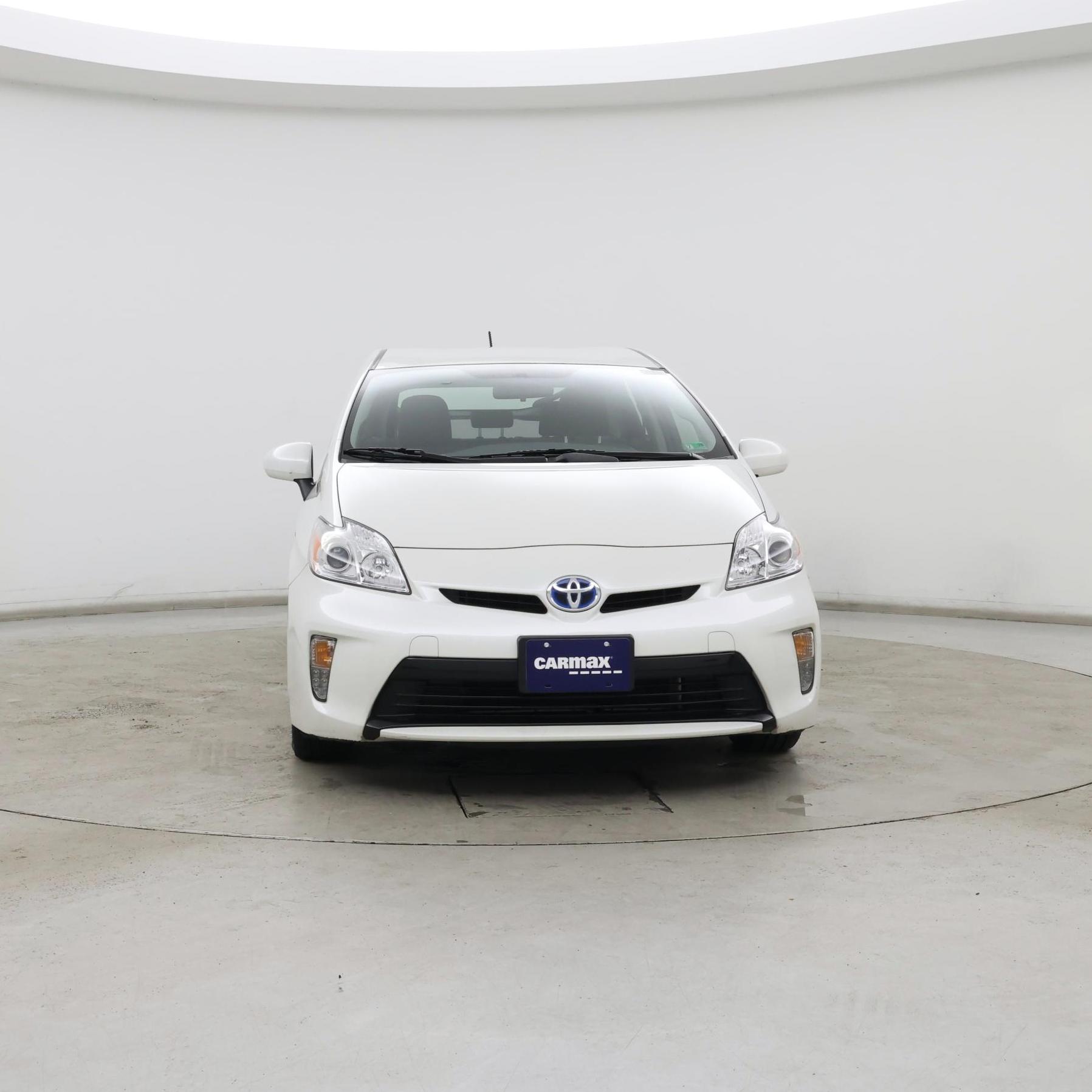 Thumbnail: 2014 Toyota Prius - 5
