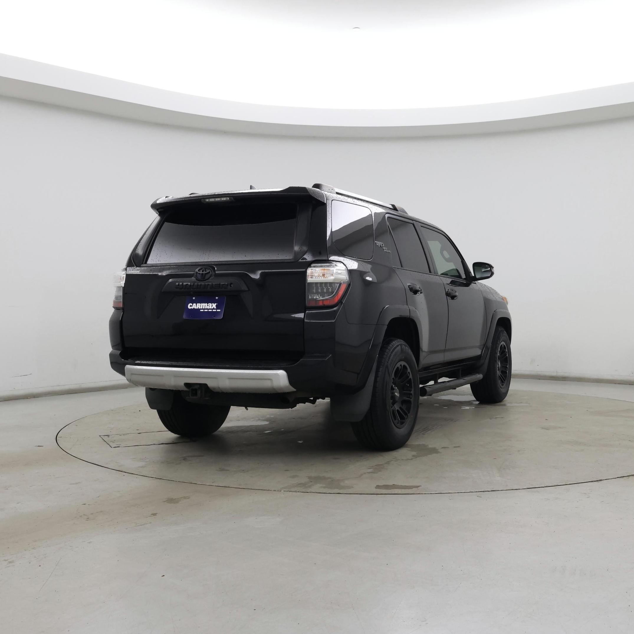 Thumbnail: 2018 Toyota 4Runner - 8