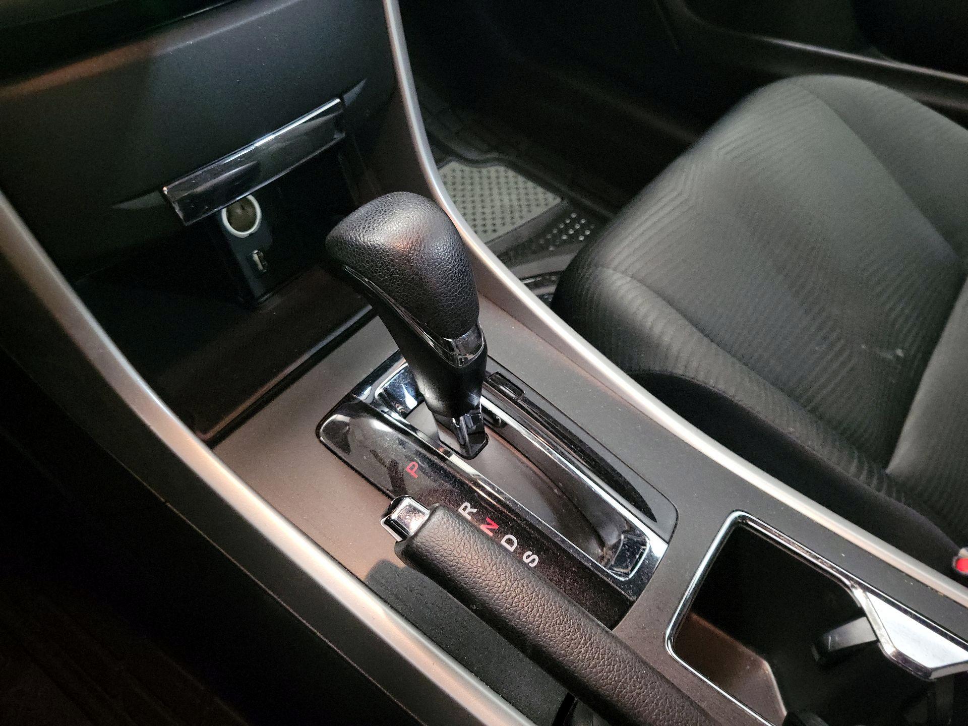 Thumbnail: 2015 Honda Accord - 17