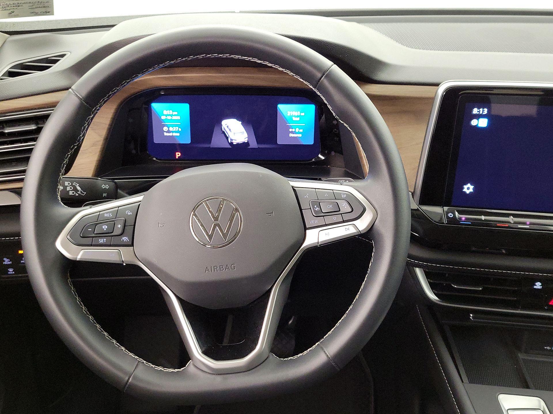 Thumbnail: 2024 Volkswagen Atlas - 10