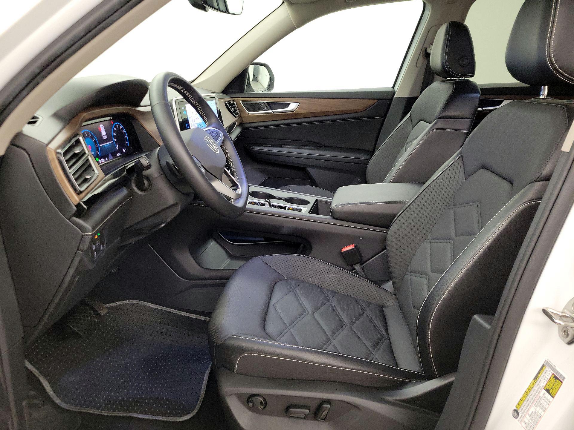 Thumbnail: 2024 Volkswagen Atlas - 11