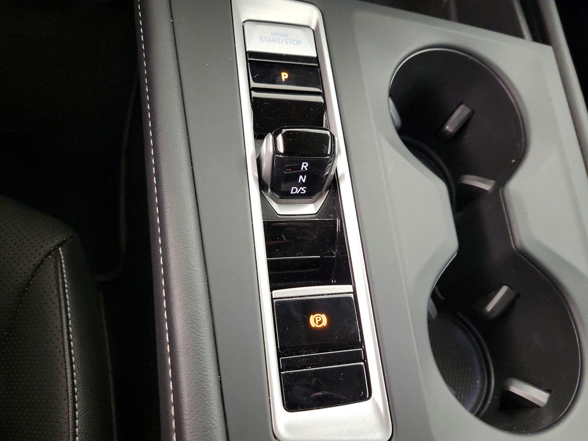 Thumbnail: 2024 Volkswagen Atlas - 17