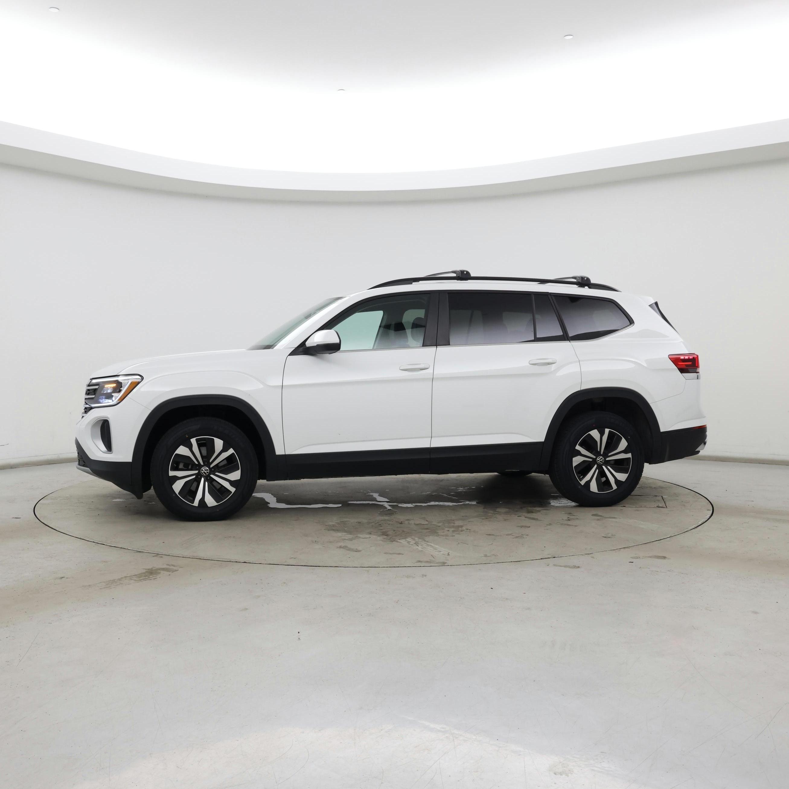 Thumbnail: 2024 Volkswagen Atlas - 3