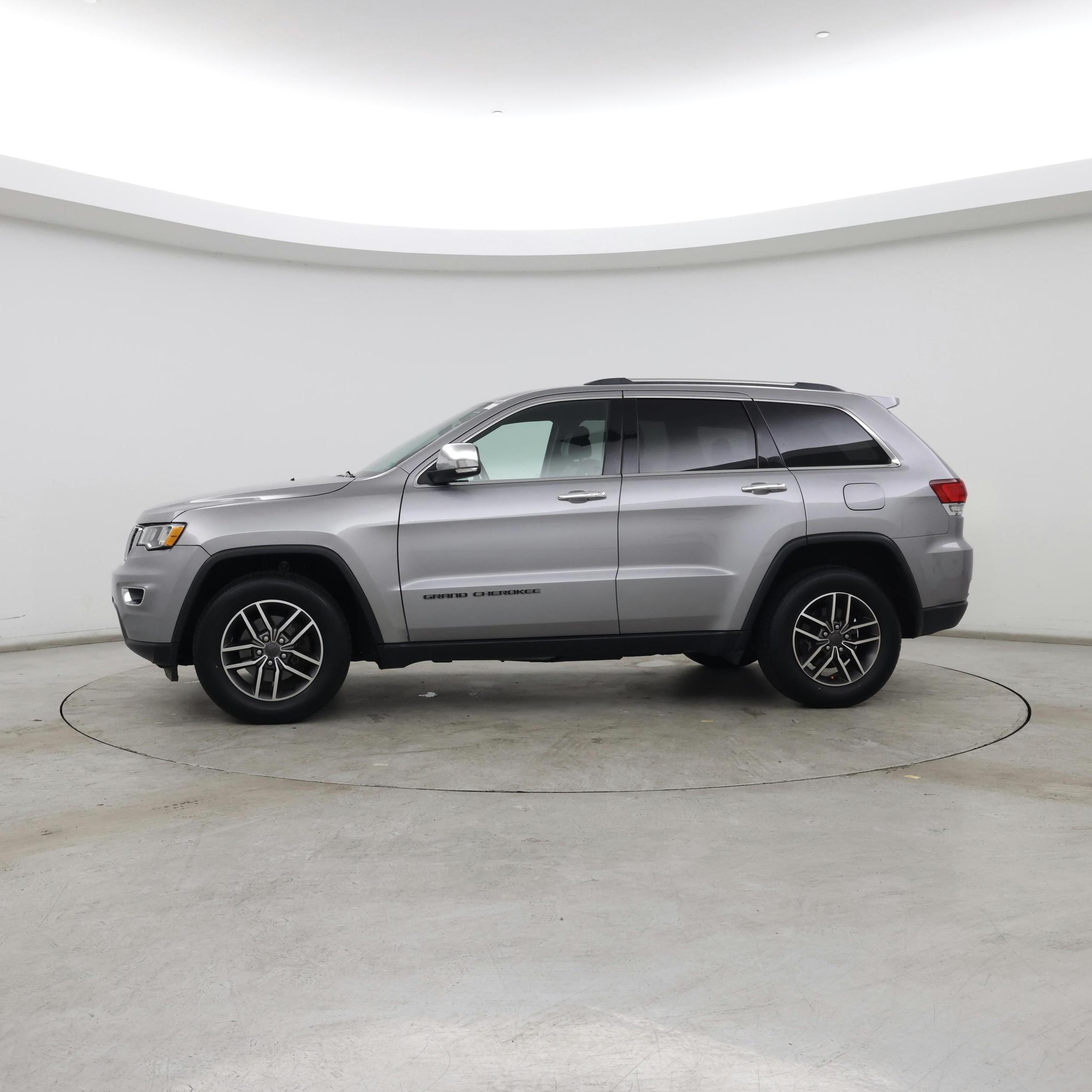 Thumbnail: 2020 Jeep Grand Cherokee - 3