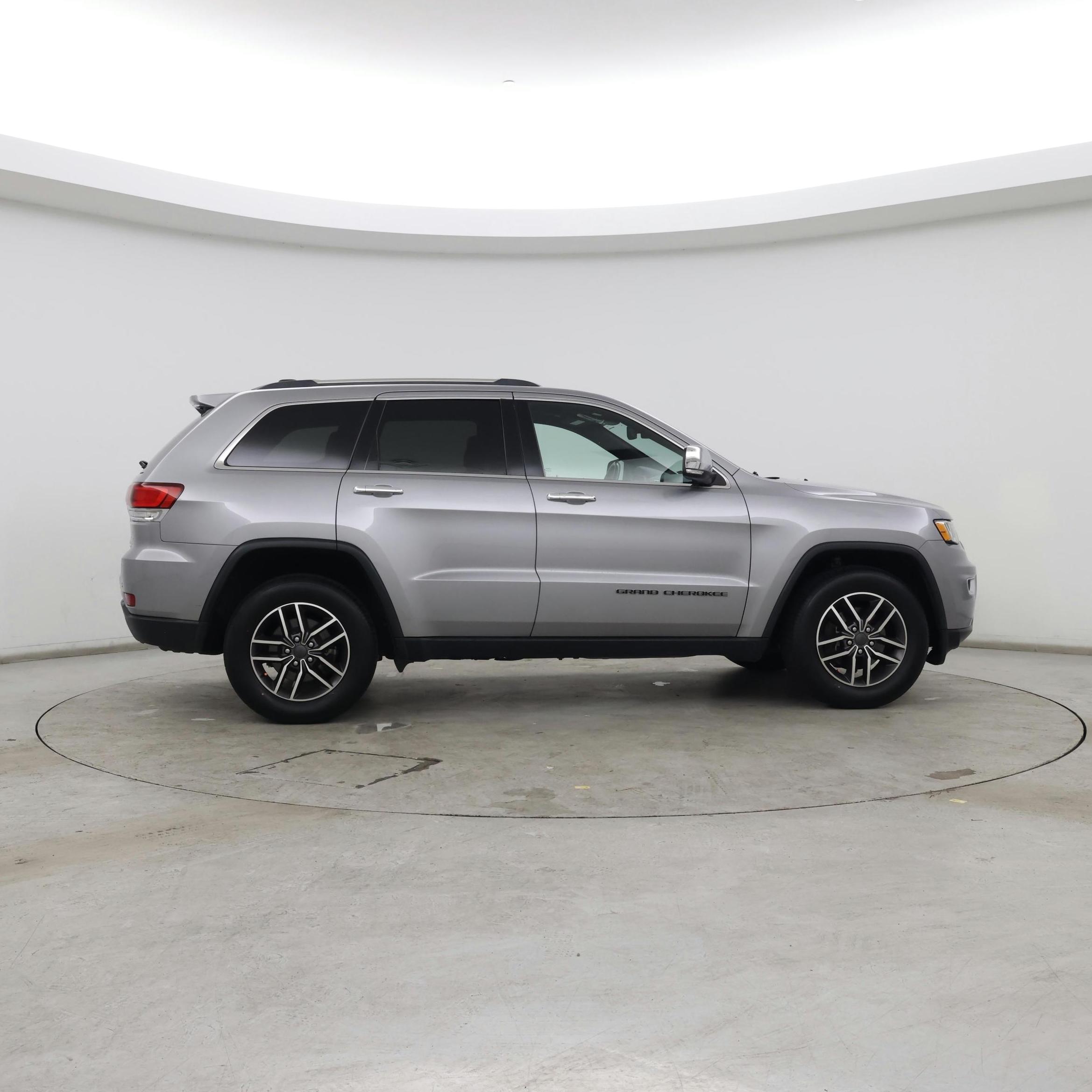 Thumbnail: 2020 Jeep Grand Cherokee - 7