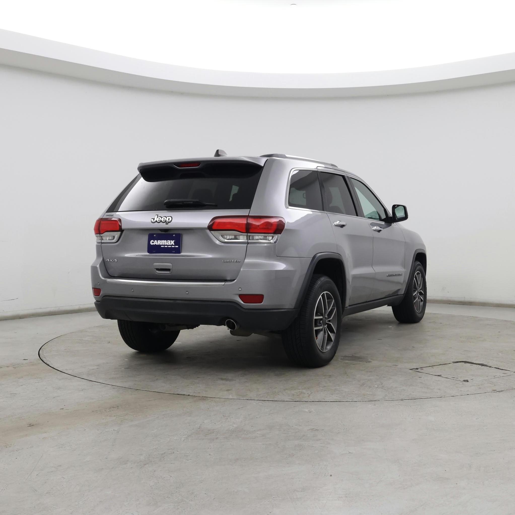 Thumbnail: 2020 Jeep Grand Cherokee - 8