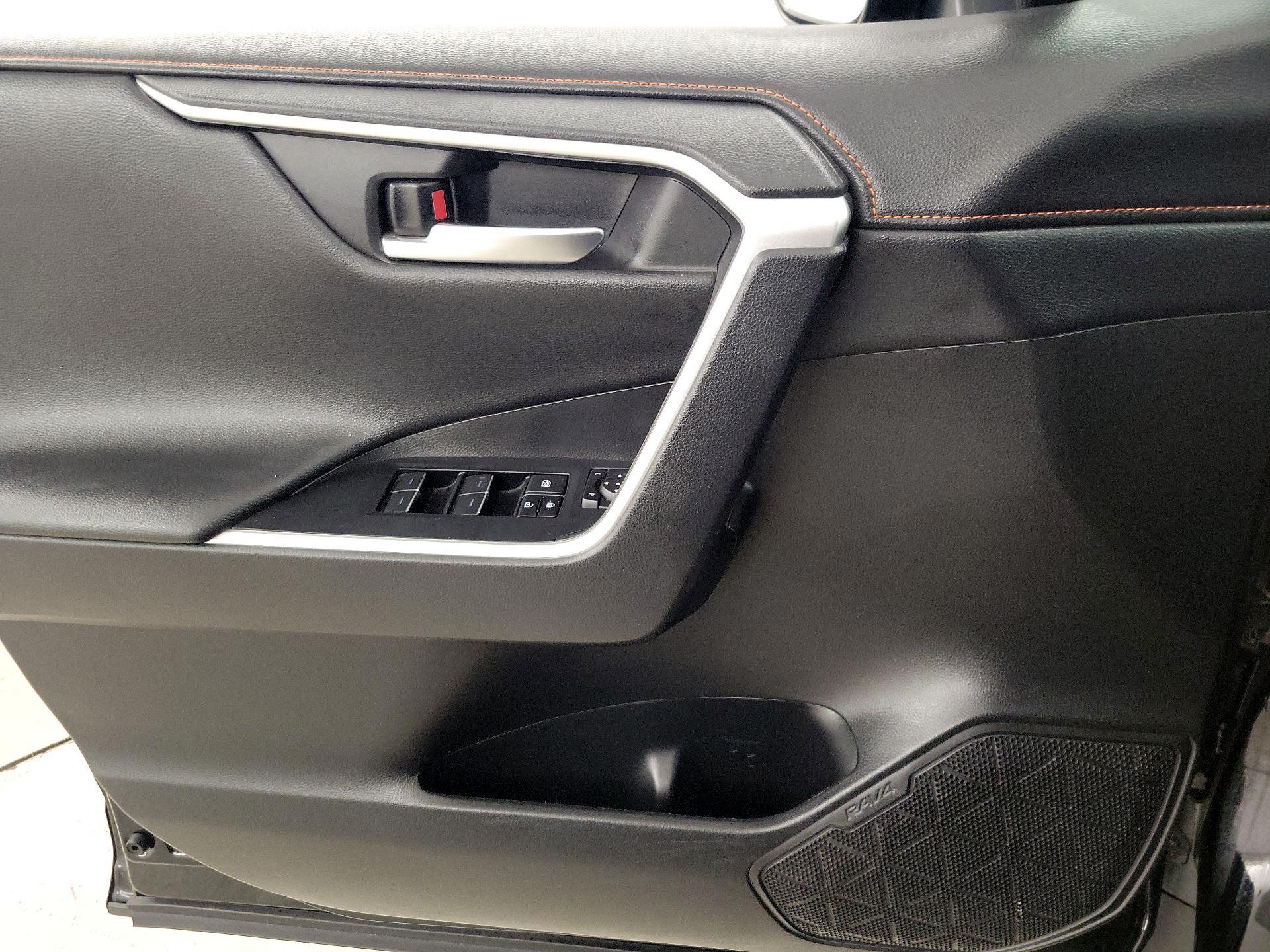 Thumbnail: 2023 Toyota RAV4 - 12