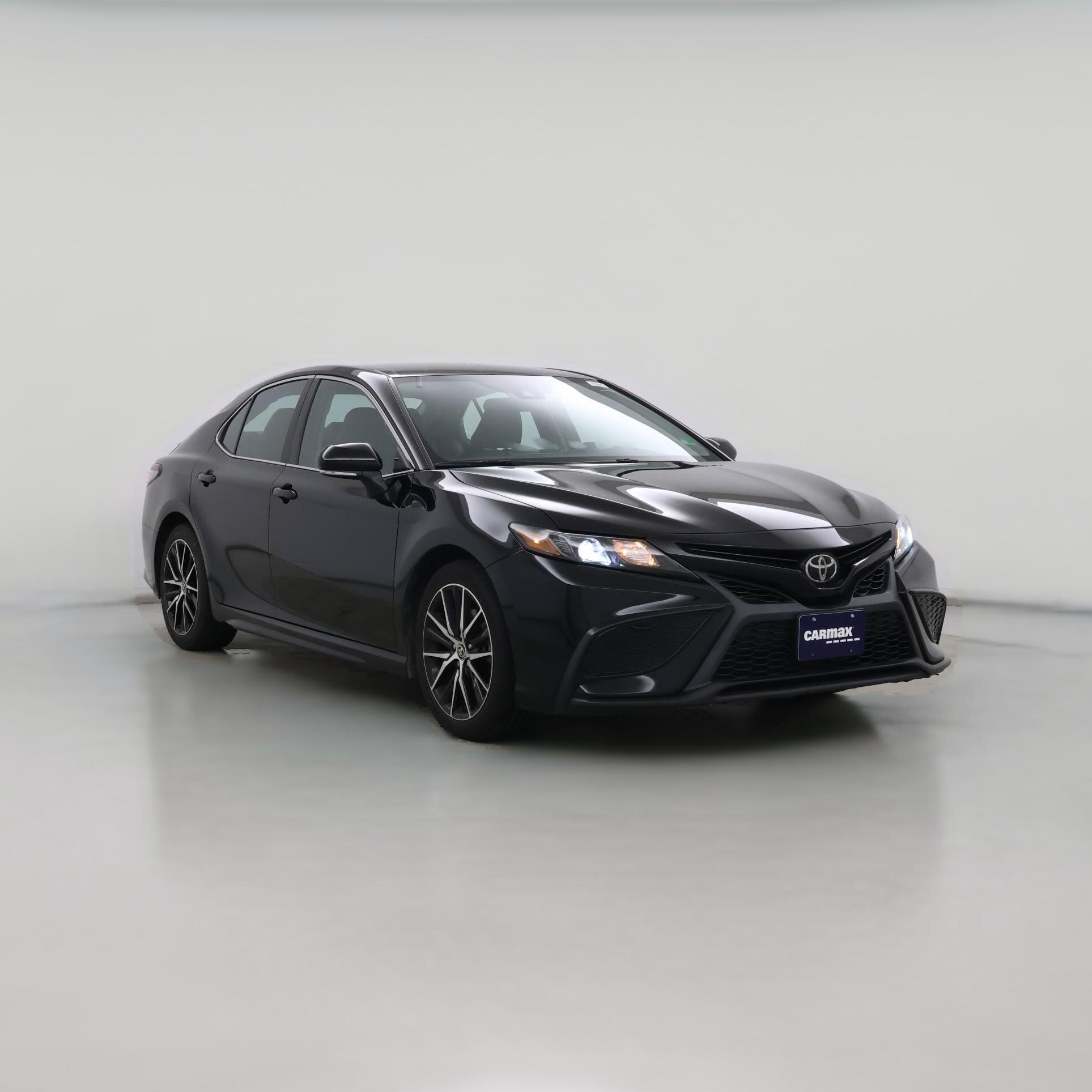 Thumbnail: 2022 Toyota Camry - 1