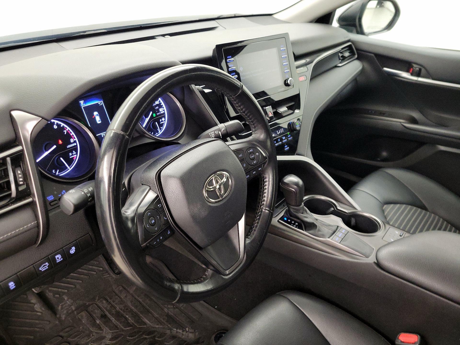 Thumbnail: 2022 Toyota Camry - 9