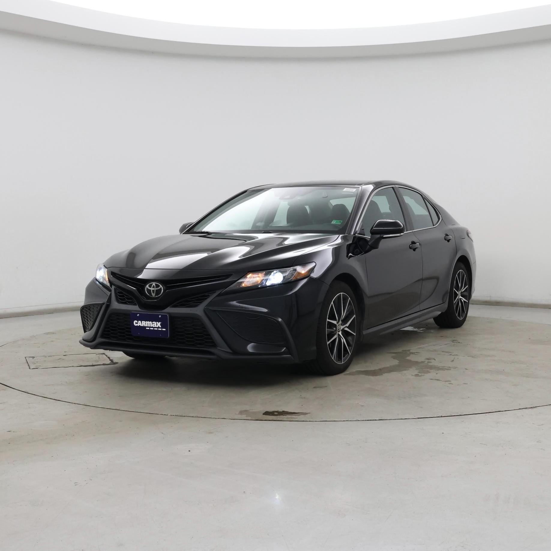 Thumbnail: 2022 Toyota Camry - 4