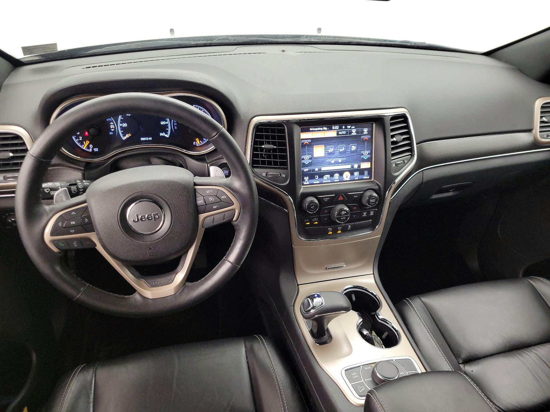Thumbnail: 2015 Jeep Grand Cherokee - 9