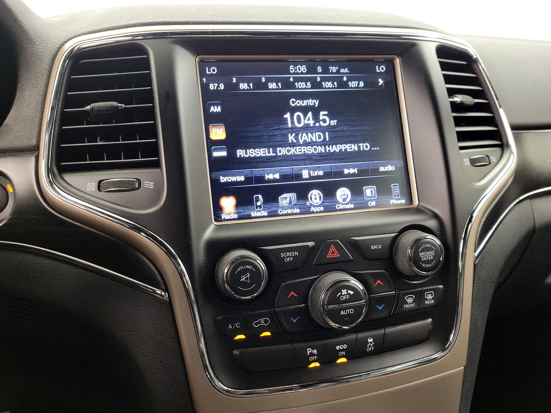Thumbnail: 2015 Jeep Grand Cherokee - 15