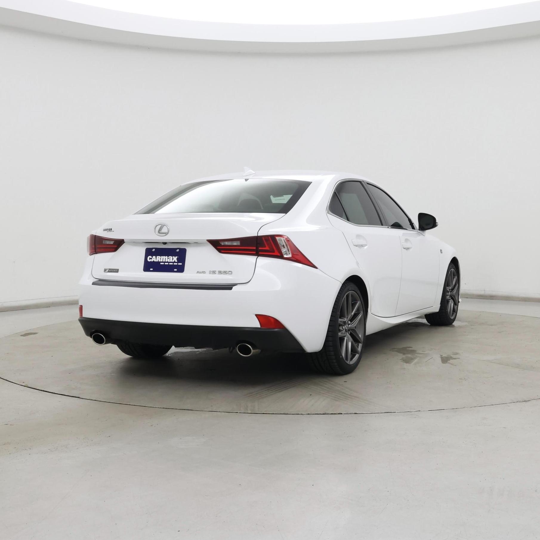 Thumbnail: 2016 Lexus IS - 8