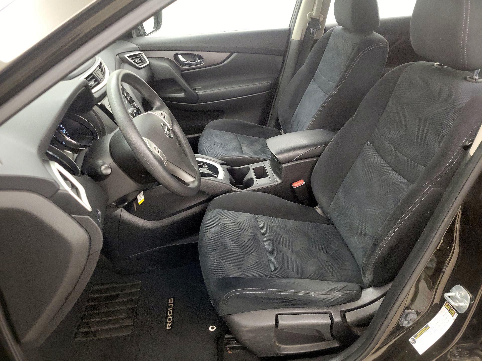 Thumbnail: 2016 Nissan Rogue - 11