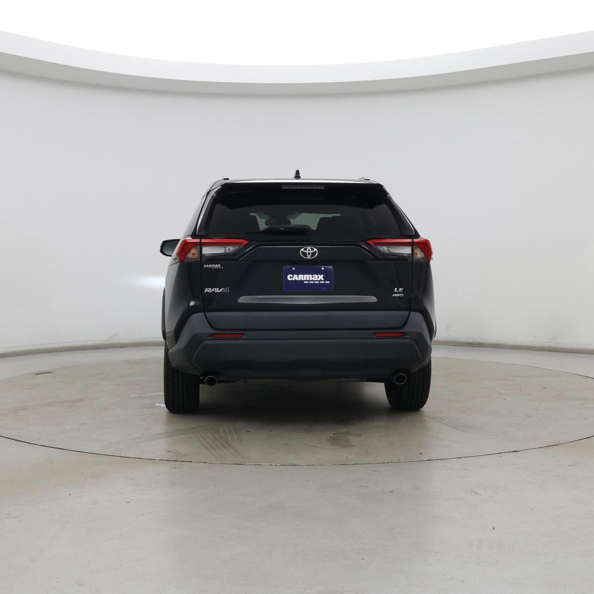 Thumbnail: 2021 Toyota RAV4 - 6