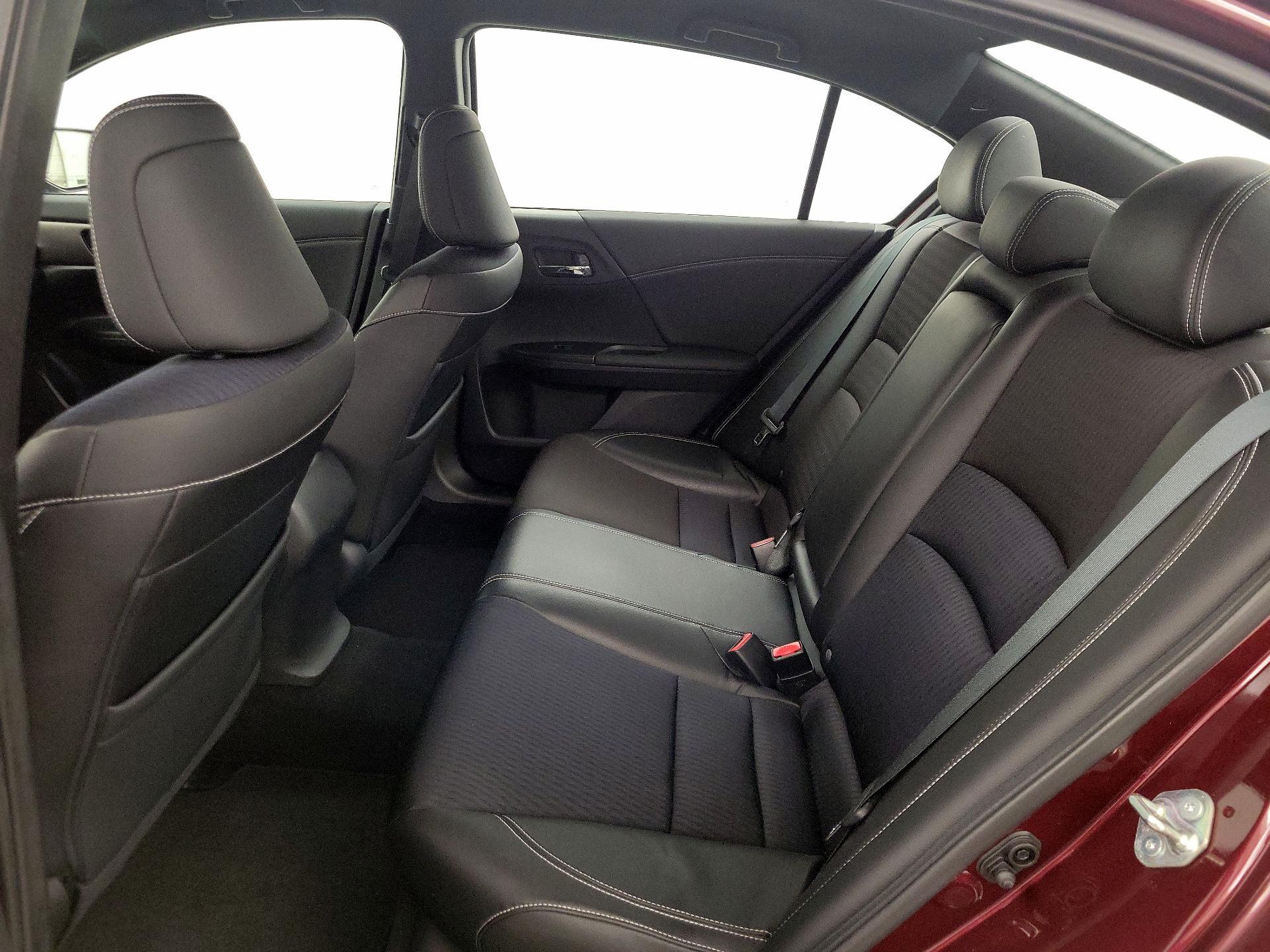 Thumbnail: 2016 Honda Accord - 19